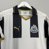 Shop 2016/17 NEWCASTLE UNITED HOME SHIRT (L) PUMA, classic football shirts, vintage football shirts & retro soccer jerseys at Cult Kits