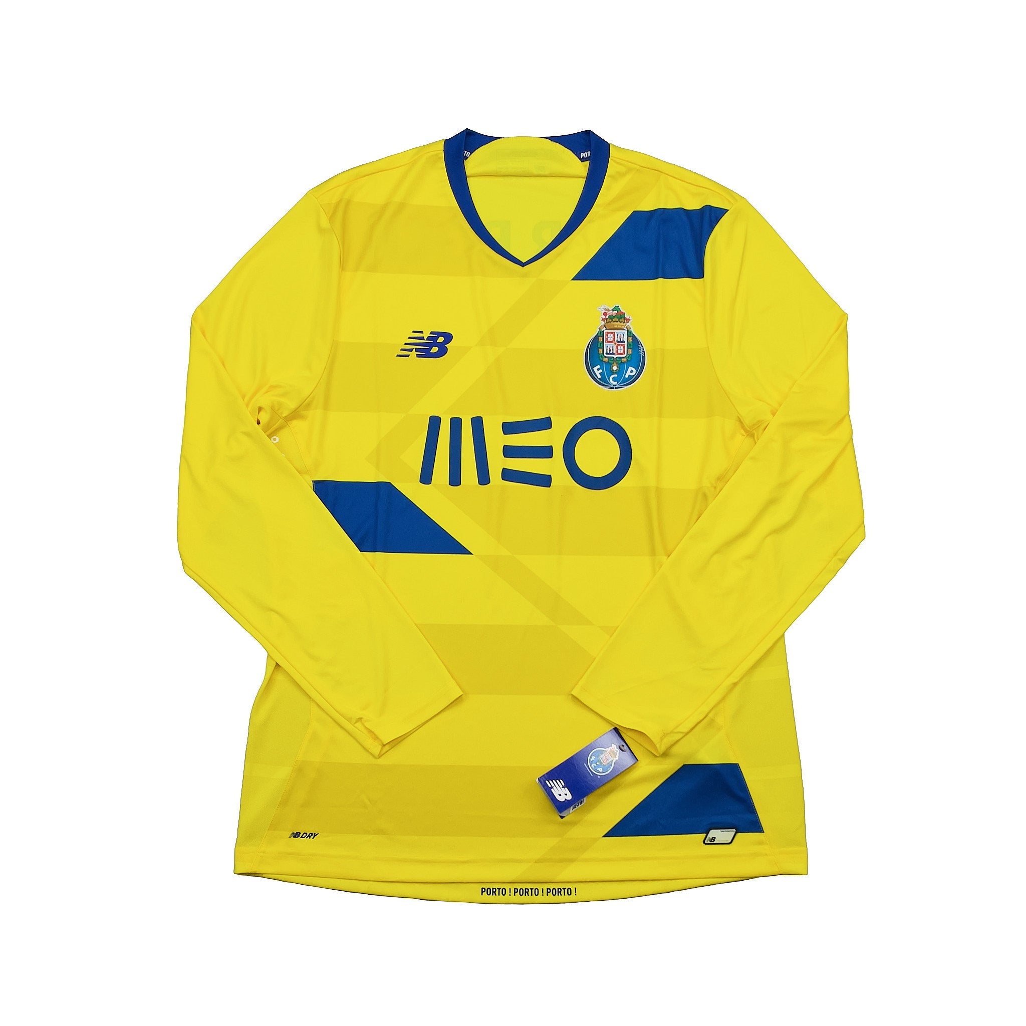 Buy 2016/17 Porto *BNWT* L/S Third Shirt (Multiple Sizes) New Balance ~ Free worldwide shipping ~ Authentic Vintage Football Shirts from Cult Kits
