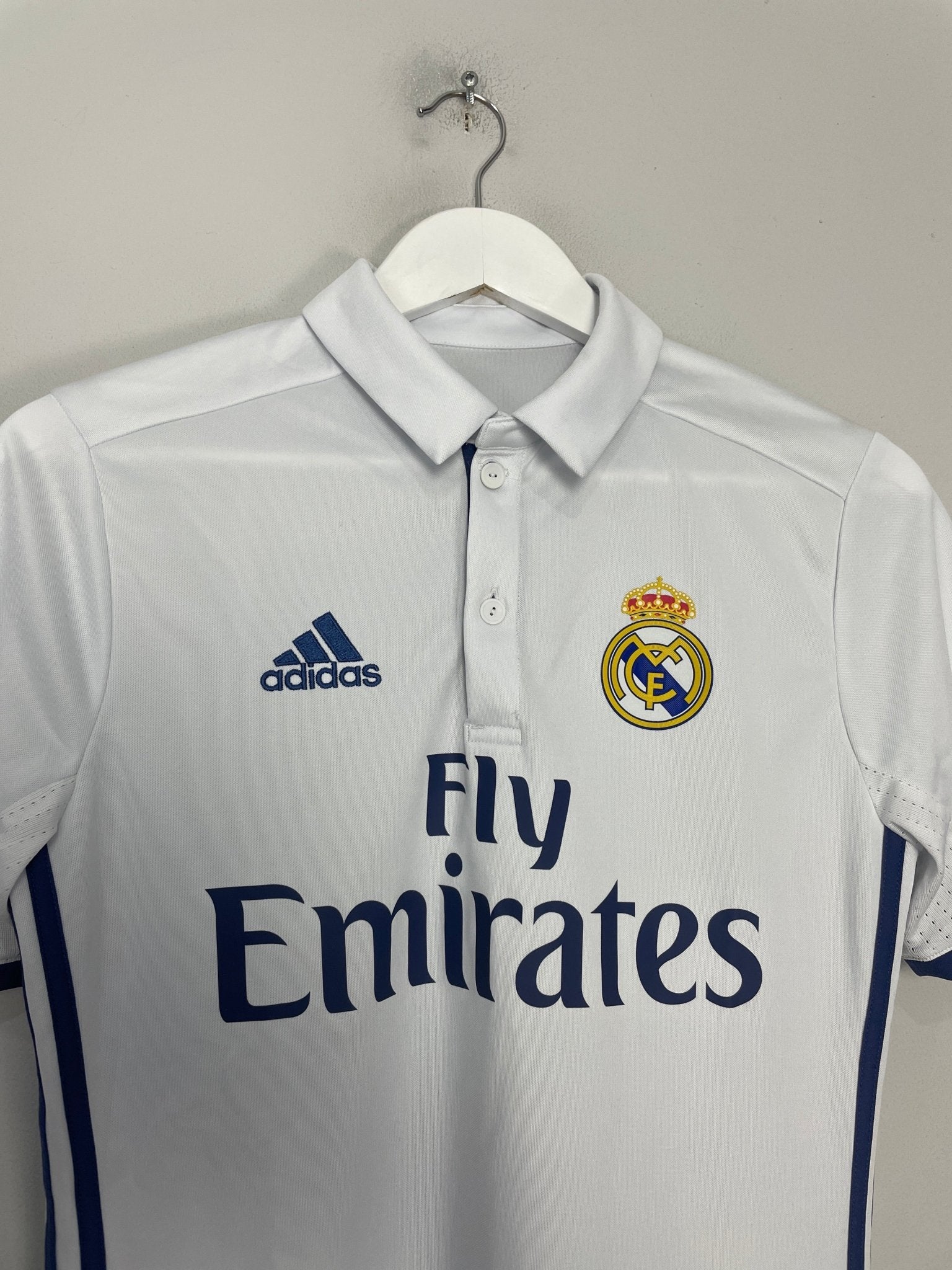 Shop 2016/17 REAL MADRID HOME SHIRT (L.KIDS) ADIDAS, classic football shirts, vintage football shirts & retro soccer jerseys at Cult Kits