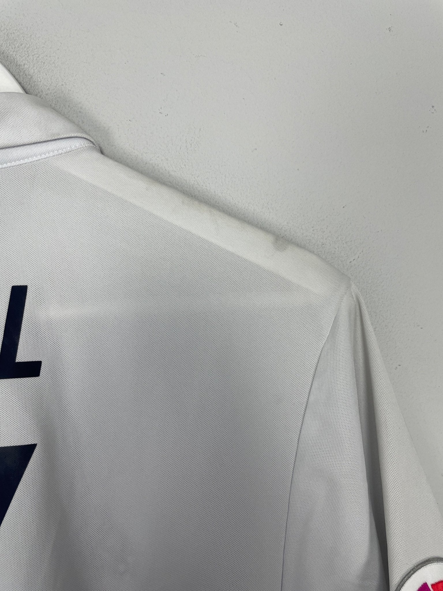 Shop 2016/17 REAL MADRID RAUL #7 *SIGNED* HOME SHIRT (M) ADIDAS, classic football shirts, vintage football shirts & retro soccer jerseys at Cult Kits