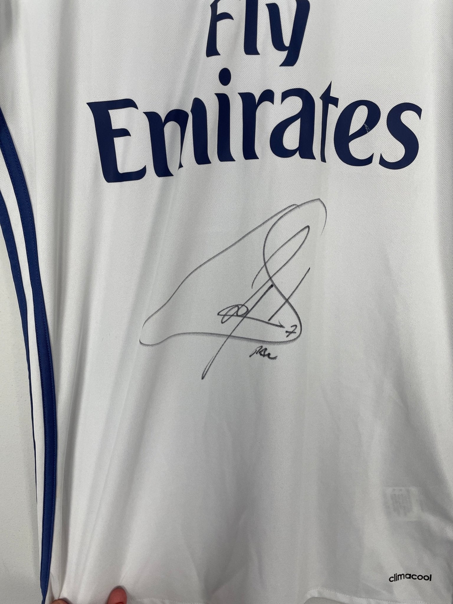 Shop 2016/17 REAL MADRID RAUL #7 *SIGNED* HOME SHIRT (M) ADIDAS, classic football shirts, vintage football shirts & retro soccer jerseys at Cult Kits