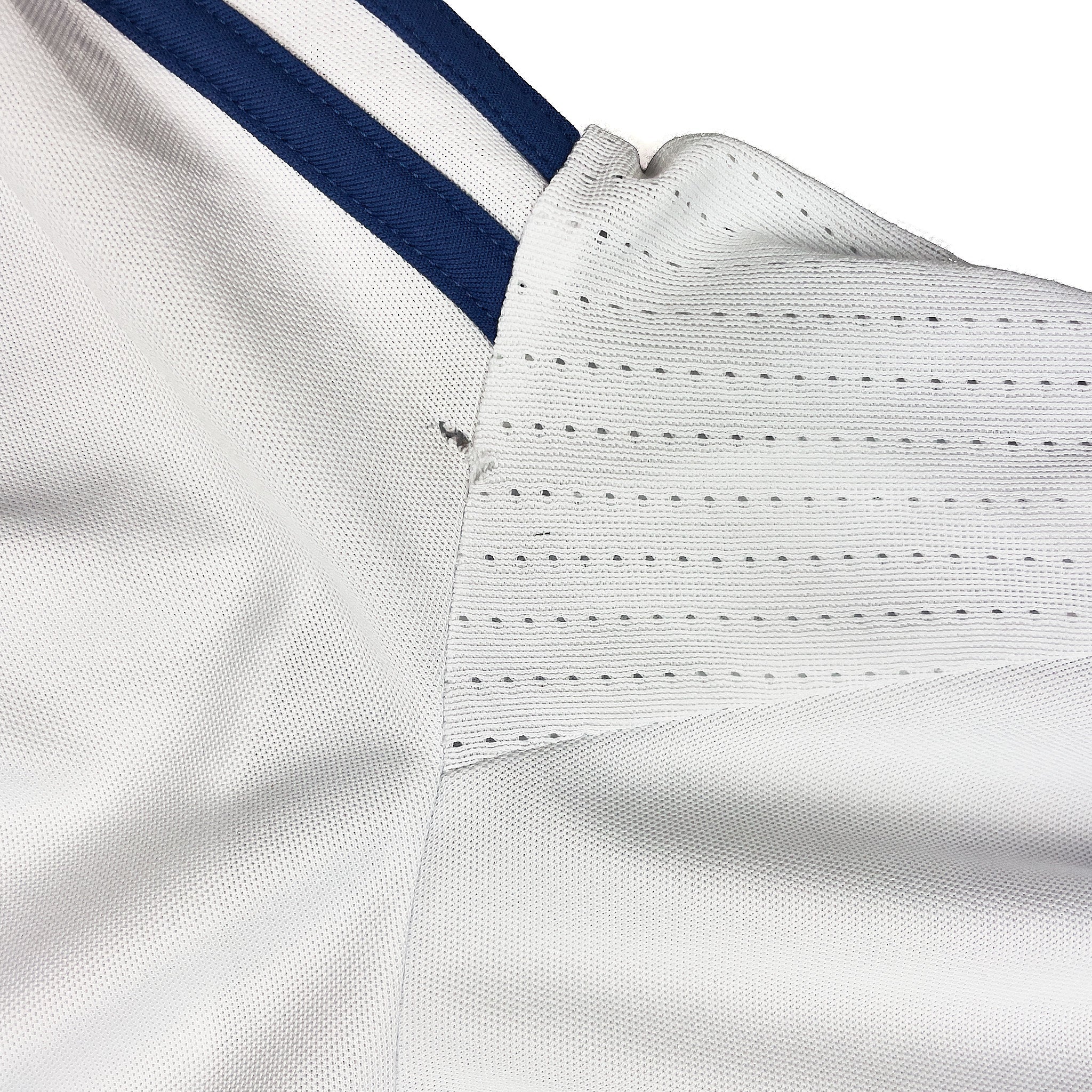 Buy 2016/17 Real Madrid Ronaldo 7 *BNWT with Defects* L/S Home Shirt (L) Adidas ~ Free worldwide shipping available ~ Authentic Vintage Football Shirts from Cult Kits