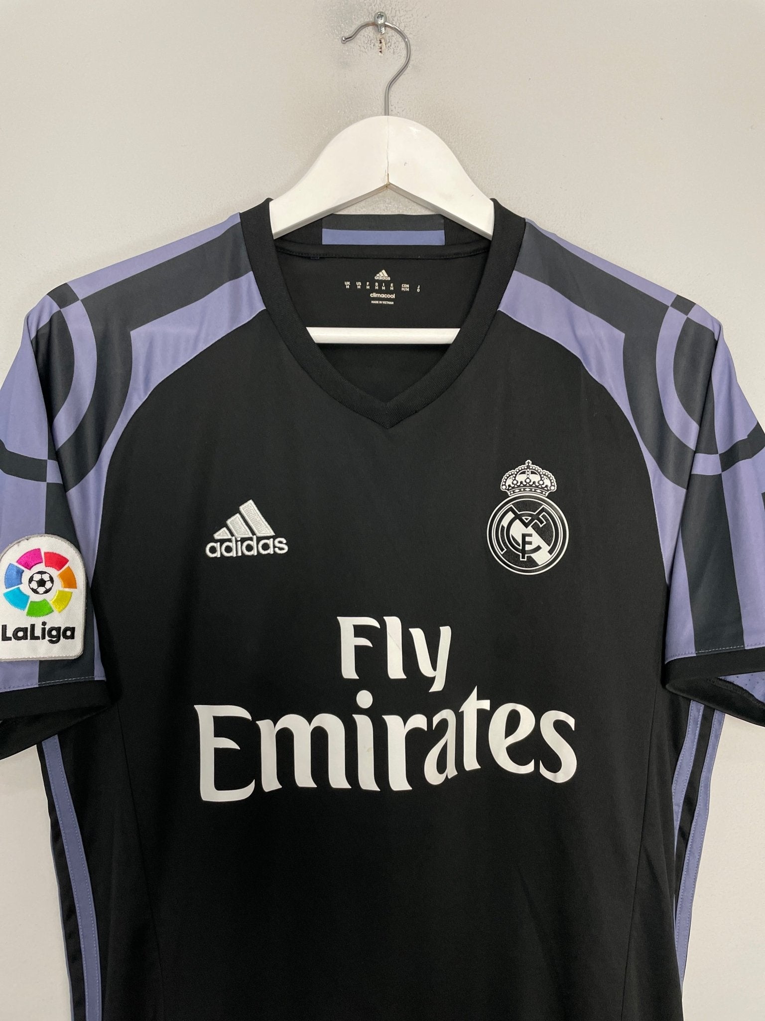 Shop 2016/17 REAL MADRID RONALDO #7 THIRD SHIRT (M) ADIDAS, classic football shirts, vintage football shirts & retro soccer jerseys at Cult Kits