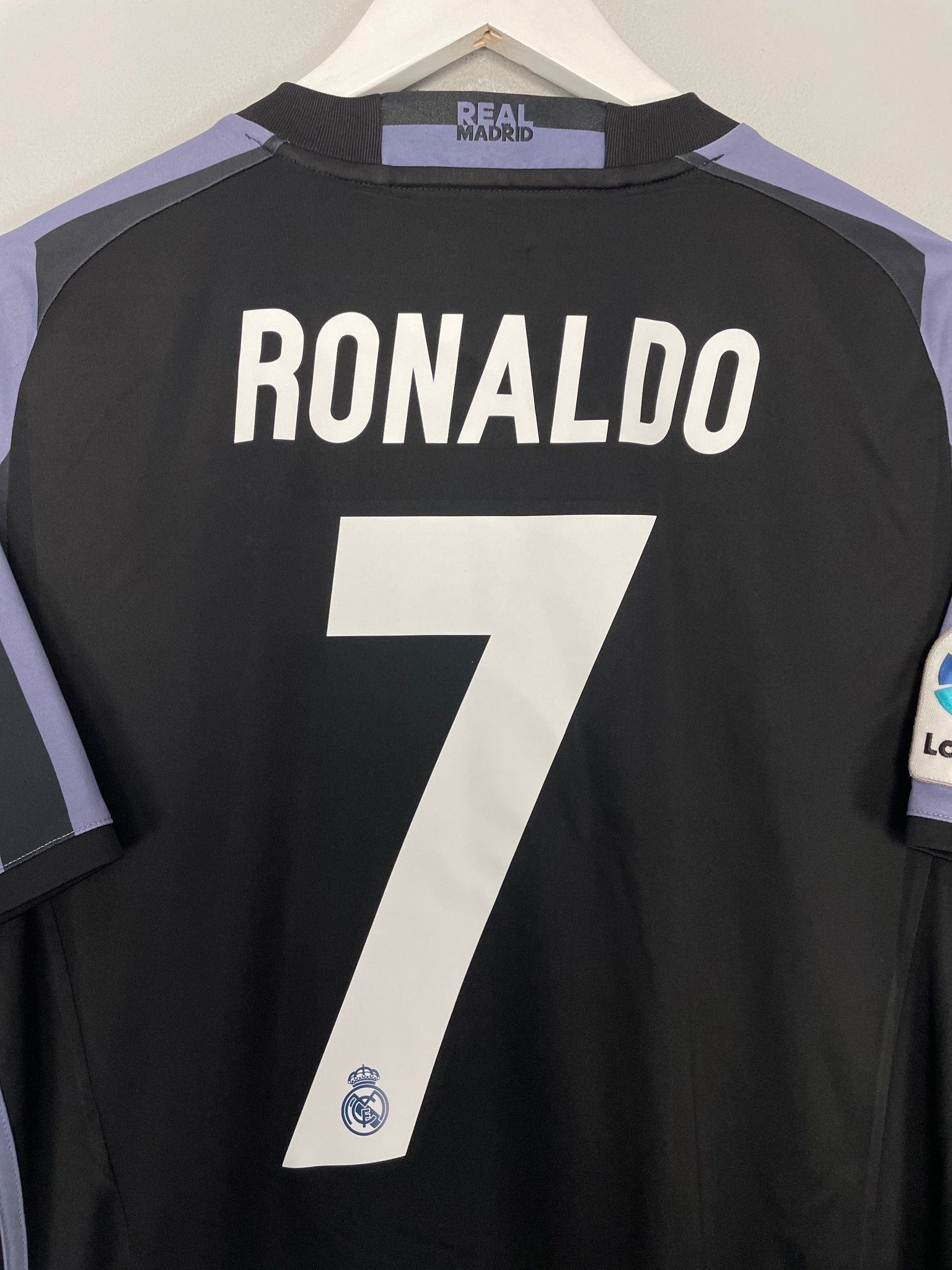 Shop 2016/17 REAL MADRID RONALDO #7 THIRD SHIRT (M) ADIDAS, classic football shirts, vintage football shirts & retro soccer jerseys at Cult Kits