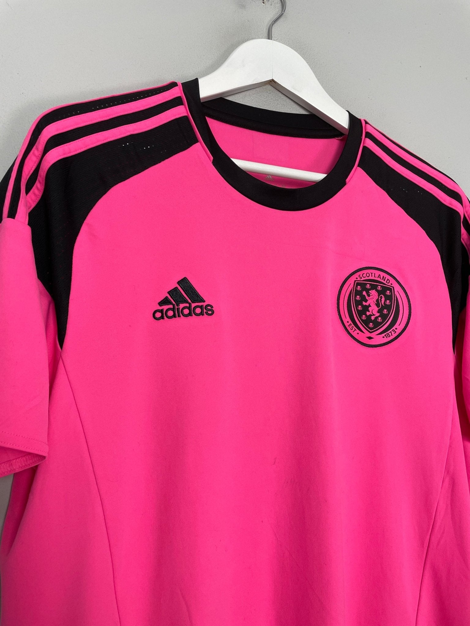 Shop 2016/17 SCOTLAND AWAY SHIRT (L) ADIDAS, classic football shirts, vintage football shirts & retro soccer jerseys at Cult Kits