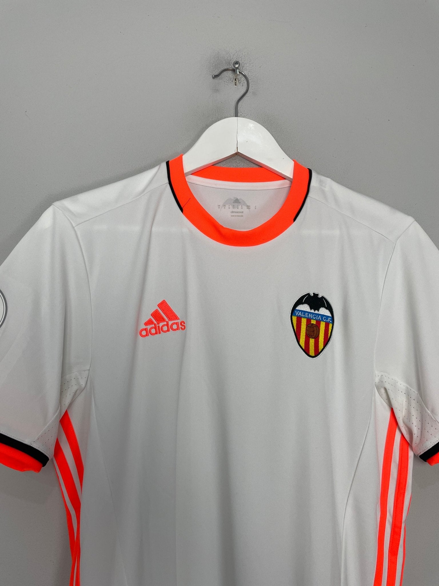 Shop 2016/17 VALENCIA HOME SHIRT (M) ADIDAS, classic football shirts, vintage football shirts & retro soccer jerseys at Cult Kits
