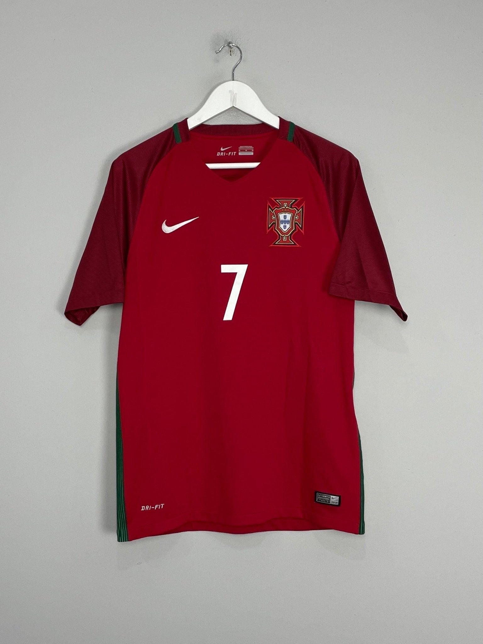 Shop 2016/18 PORTUGAL RONALDO #7 HOME SHIRT (M) NIKE, classic football shirts, vintage football shirts & retro soccer jerseys at Cult Kits