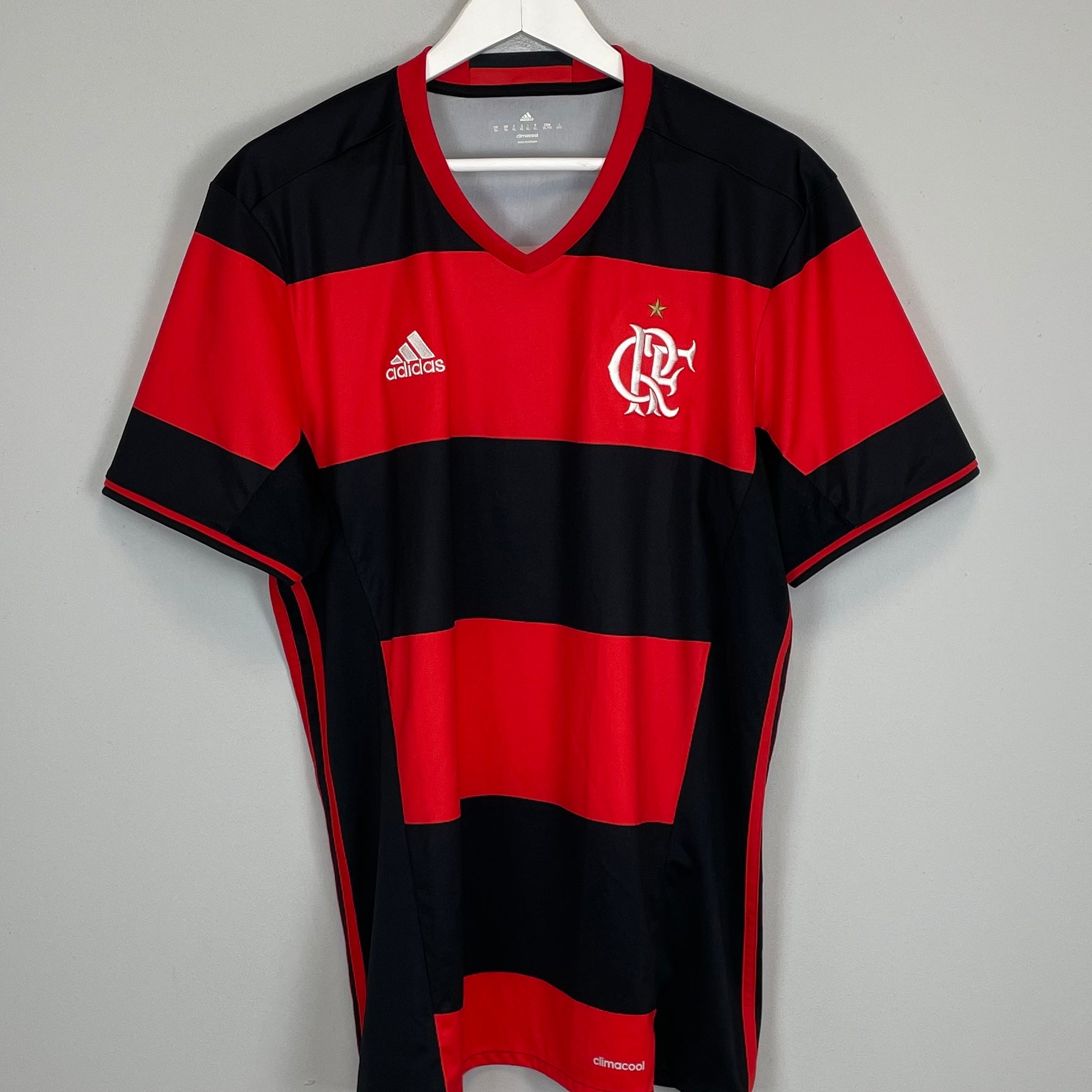 Shop 2016/17 FLAMENGO HOME SHIRT (XL) ADIDAS, classic football shirts, vintage football shirts & retro soccer jerseys at Cult Kits