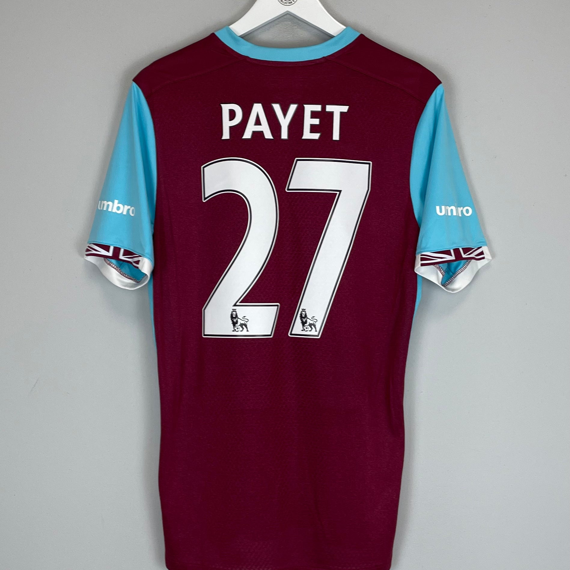 Shop 2016/17 WEST HAM PAYET #27 HOME SHIRT (M) UMBRO, classic football shirts, vintage football shirts & retro soccer jerseys at Cult Kits