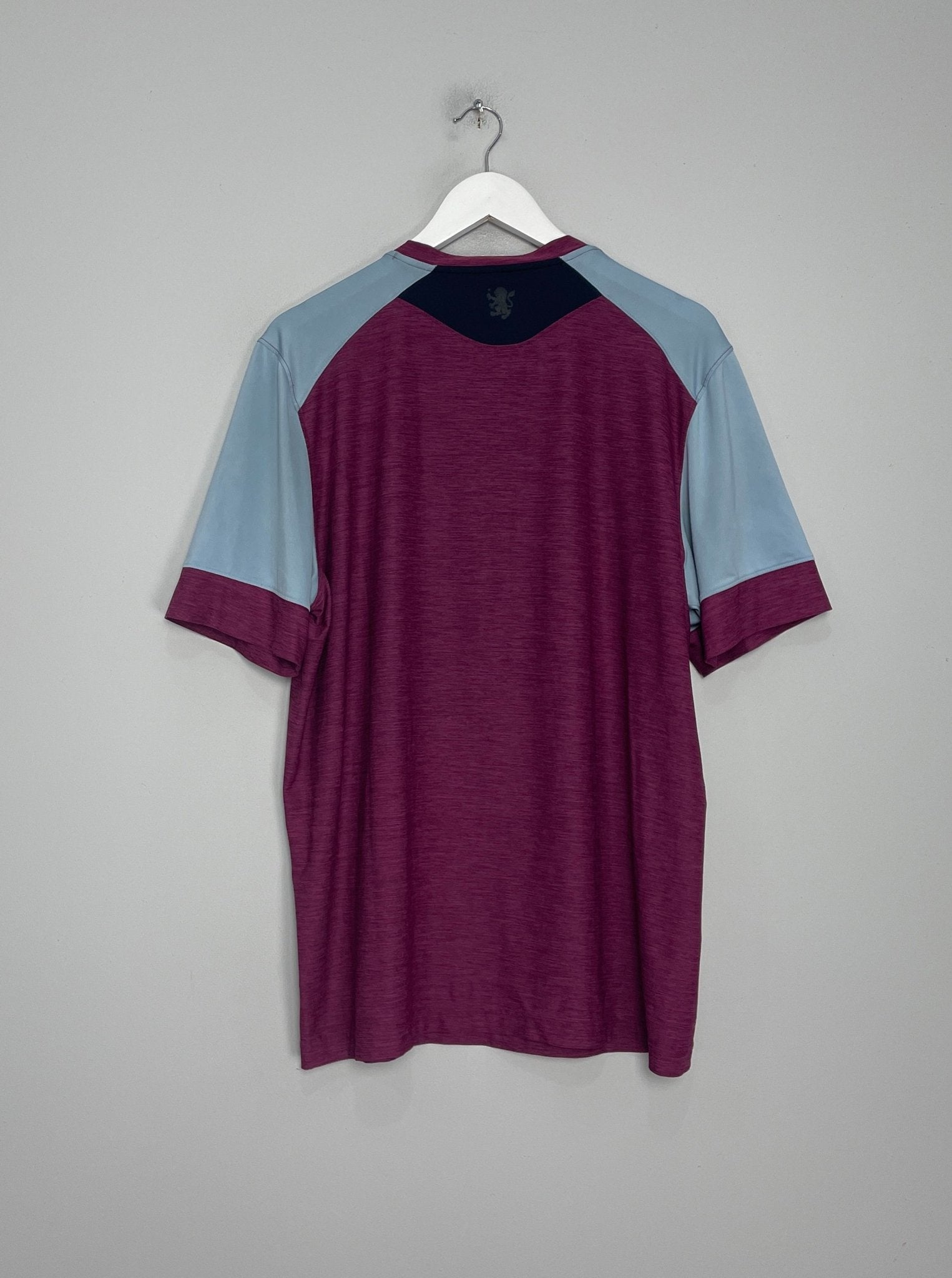 Shop 2017/18 ASTON VILLA TRAINING SHIRT (XL) UNDER ARMOUR, classic football shirts, vintage football shirts & retro soccer jerseys at Cult Kits