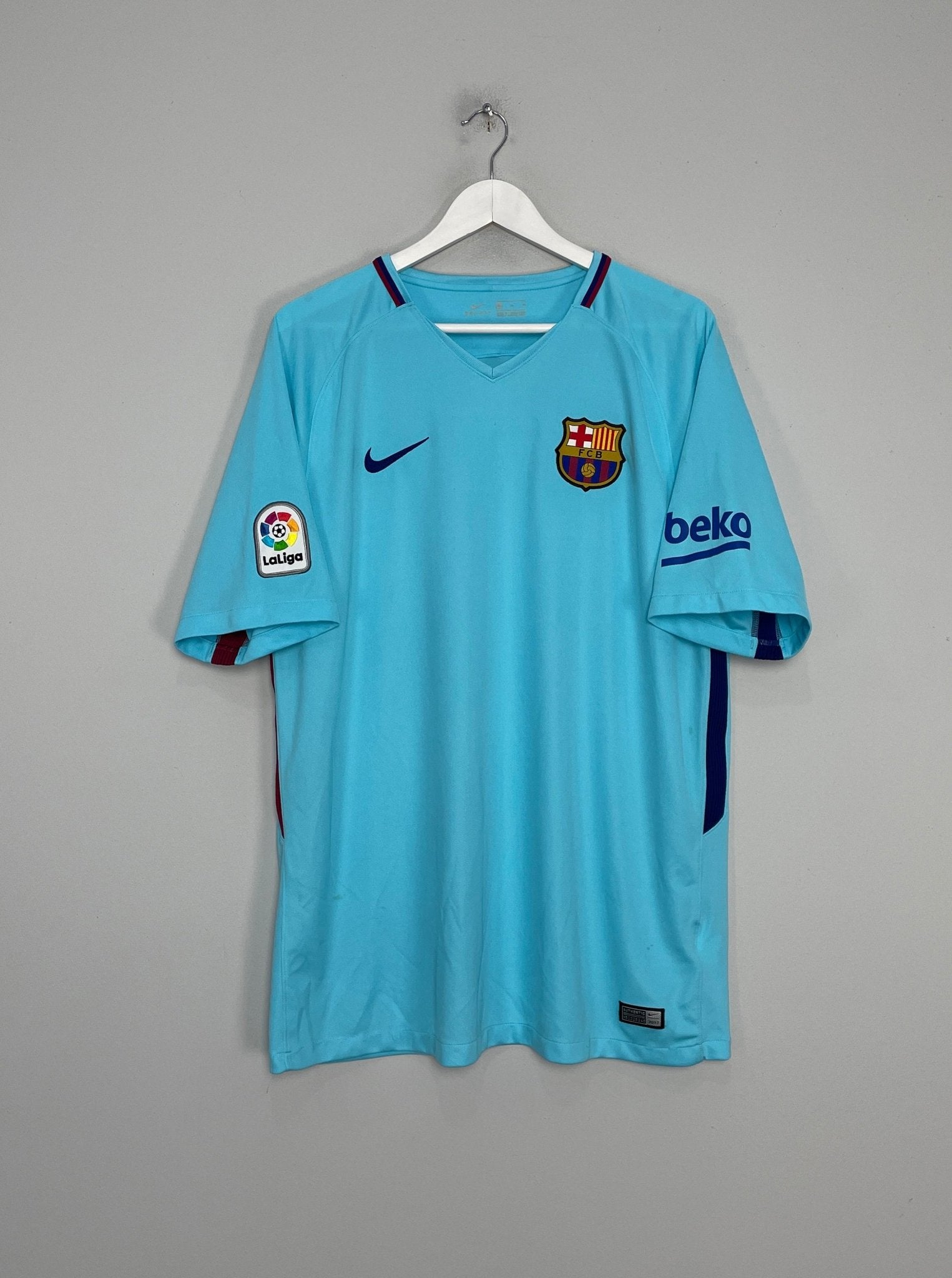 Shop 2017/18 BARCELONA MESSI #10 AWAY SHIRT (XL) NIKE, classic football shirts, vintage football shirts & retro soccer jerseys at Cult Kits