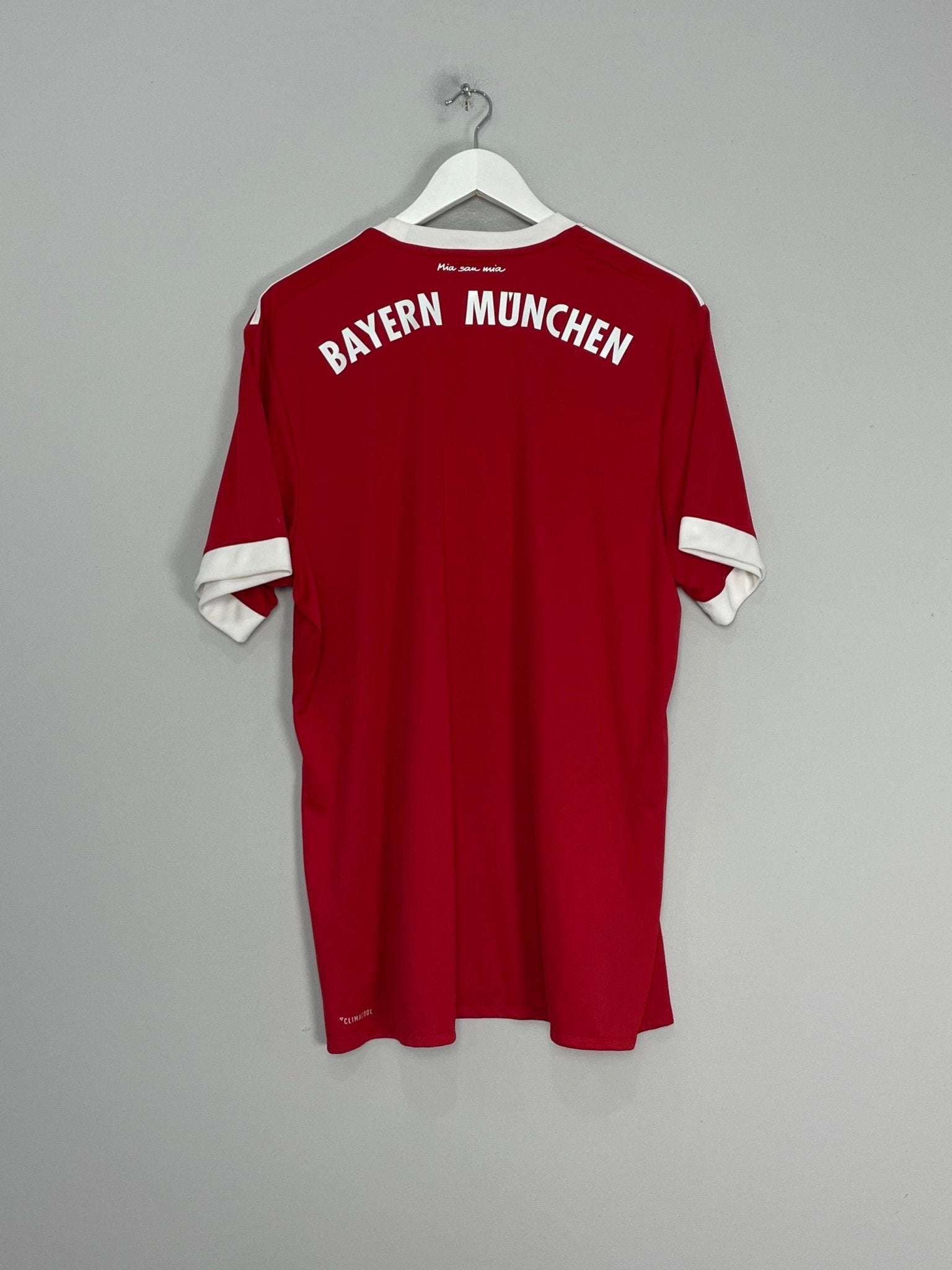 Shop 2017/18 BAYERN MUNICH *BNWT* HOME SHIRT (XL) ADIDAS, classic football shirts, vintage football shirts & retro soccer jerseys at Cult Kits