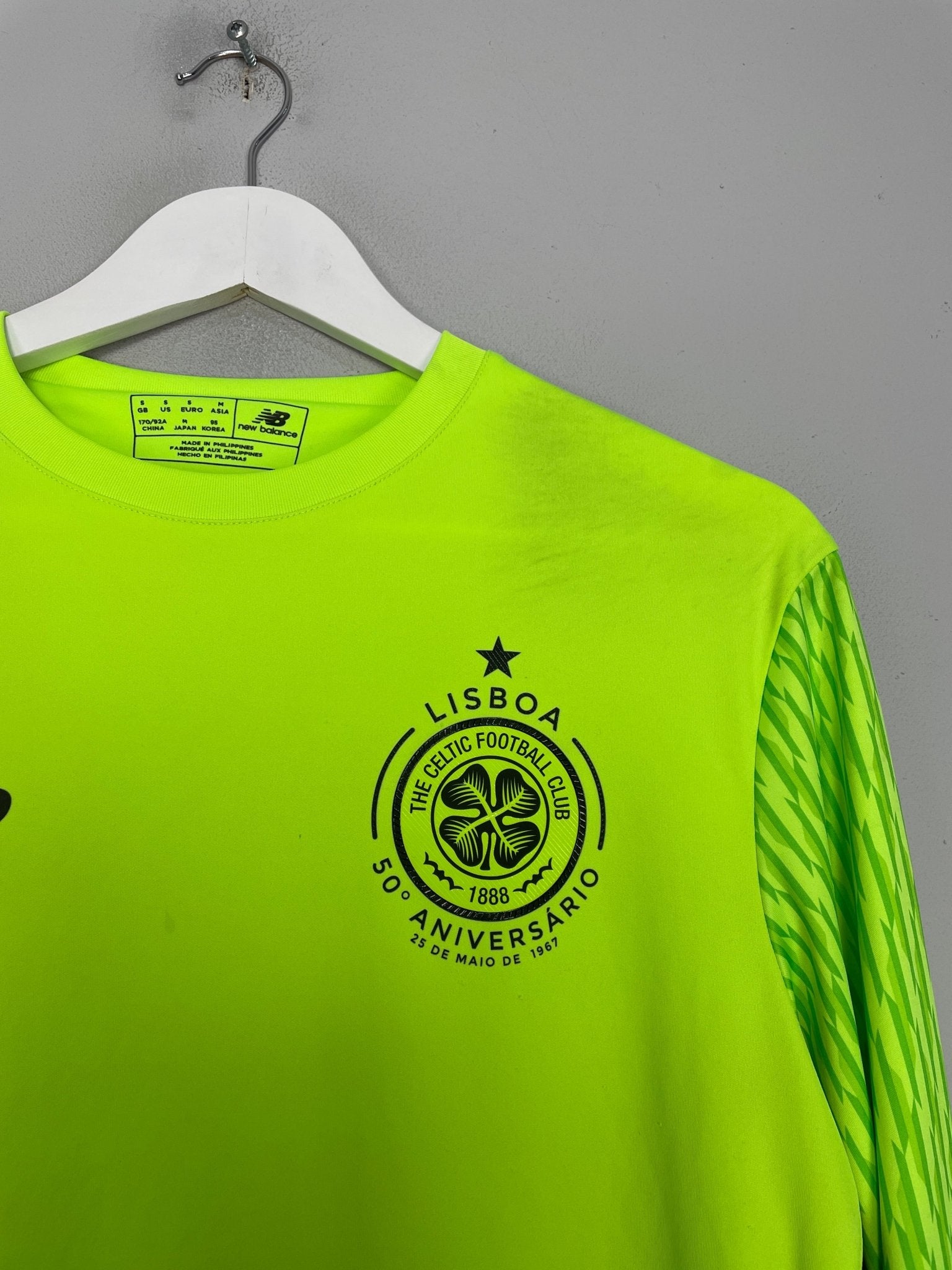 Shop 2017/18 CELTIC #1 GK SHIRT (S) NEW BALANCE, classic football shirts, vintage football shirts & retro soccer jerseys at Cult Kits