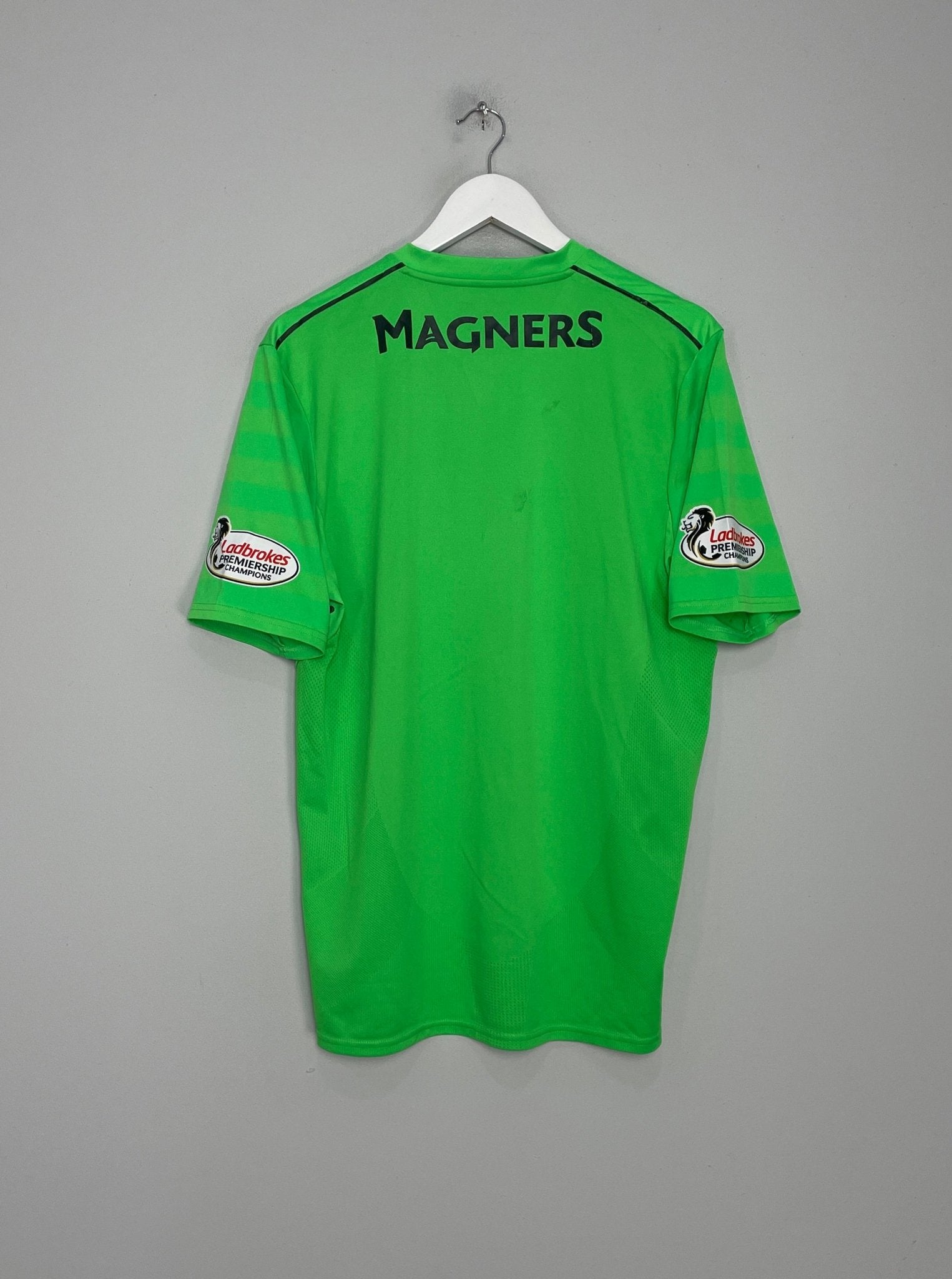 Shop 2017/18 CELTIC THIRD SHIRT (L) NEW BALANCE, classic football shirts, vintage football shirts & retro soccer jerseys at Cult Kits