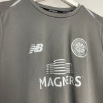 Shop 2017/18 CELTIC TRAINING VEST (L) NEW BALANCE, classic football shirts, vintage football shirts & retro soccer jerseys at Cult Kits