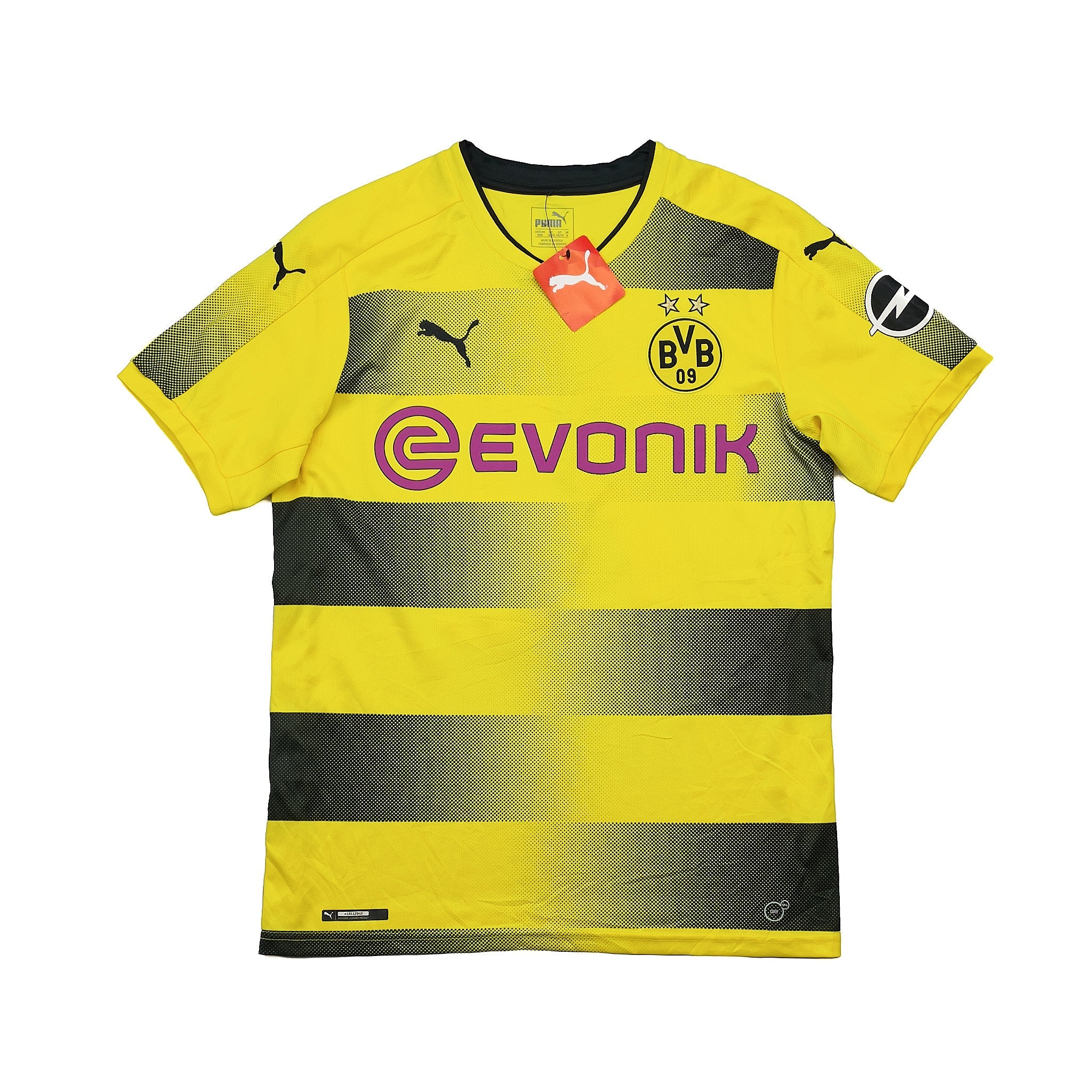 Buy 2017/18 Dortmund Pulisic 22 *BNWT* Home Shirt (M) Puma ~ Free worldwide shipping available ~ Authentic Vintage Football Shirts from Cult Kits