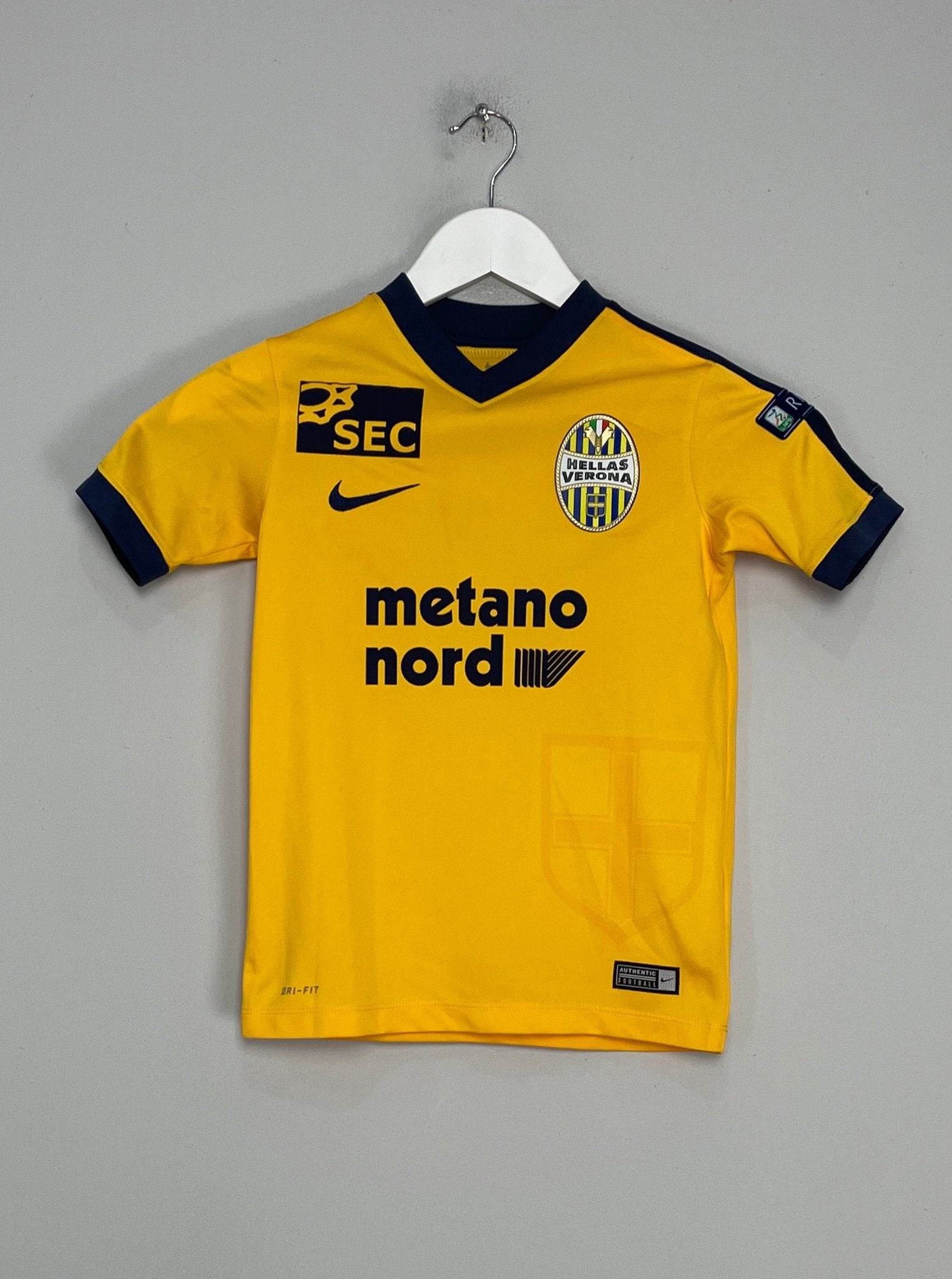 Shop 2017/18 HELLAS VERONA BESSA #24 *SIGNED* AWAY SHIRT (XS.KIDS) NIKE, classic football shirts, vintage football shirts & retro soccer jerseys at Cult Kits