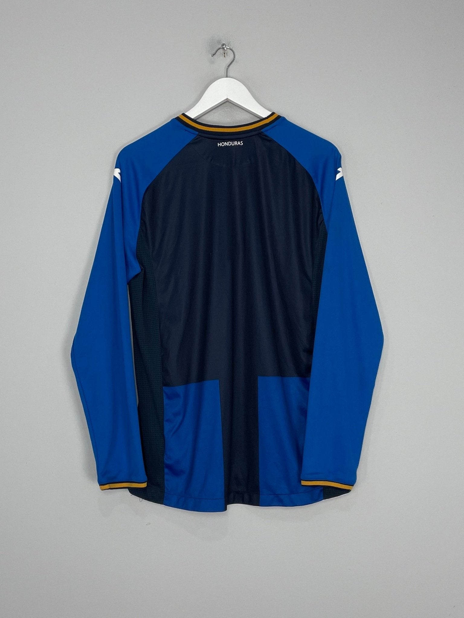 Shop 2017/18 HONDURAS L/S AWAY SHIRT (M) JOMA, classic football shirts, vintage football shirts & retro soccer jerseys at Cult Kits