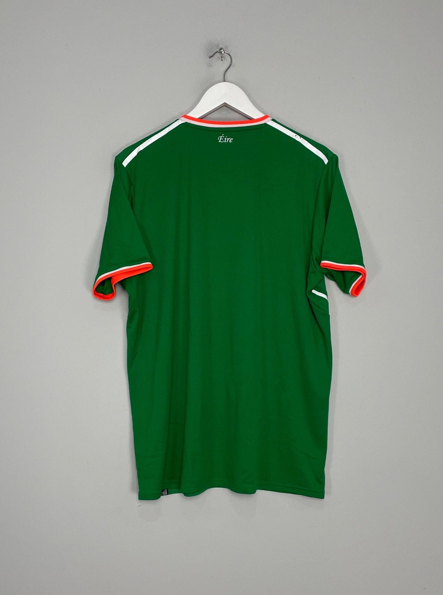 Shop 2017/18 IRELAND HOME SHIRT (XL) NEW BALANCE, classic football shirts, vintage football shirts & retro soccer jerseys at Cult Kits