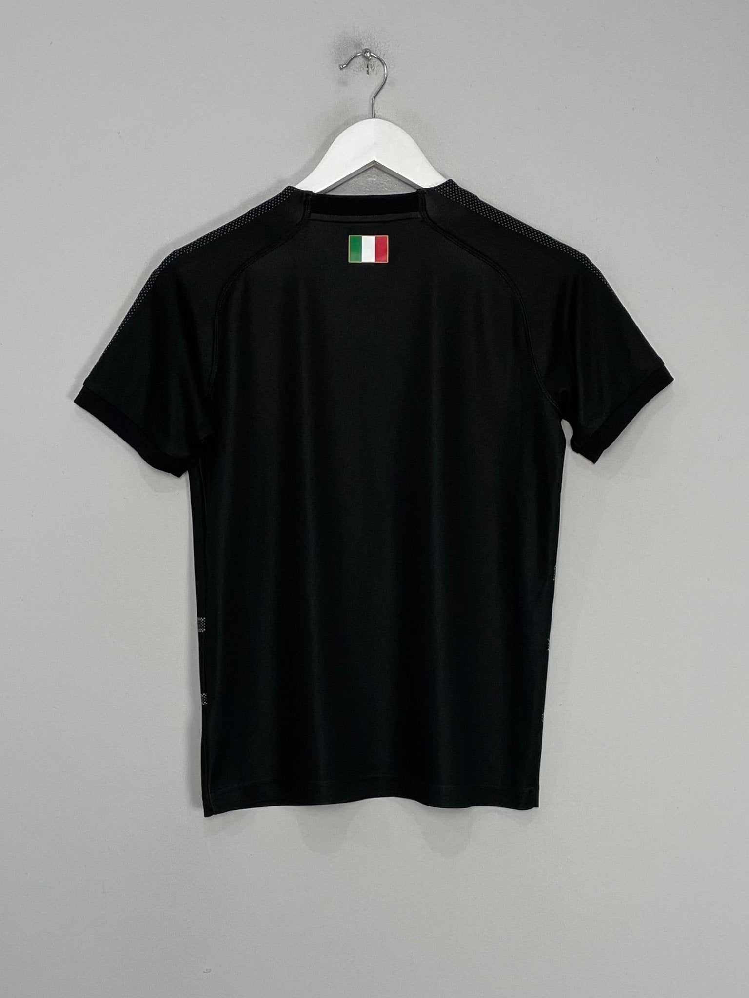 Shop 2017/18 ITALY GK SHIRT (XL.KIDS) PUMA, classic football shirts, vintage football shirts & retro soccer jerseys at Cult Kits