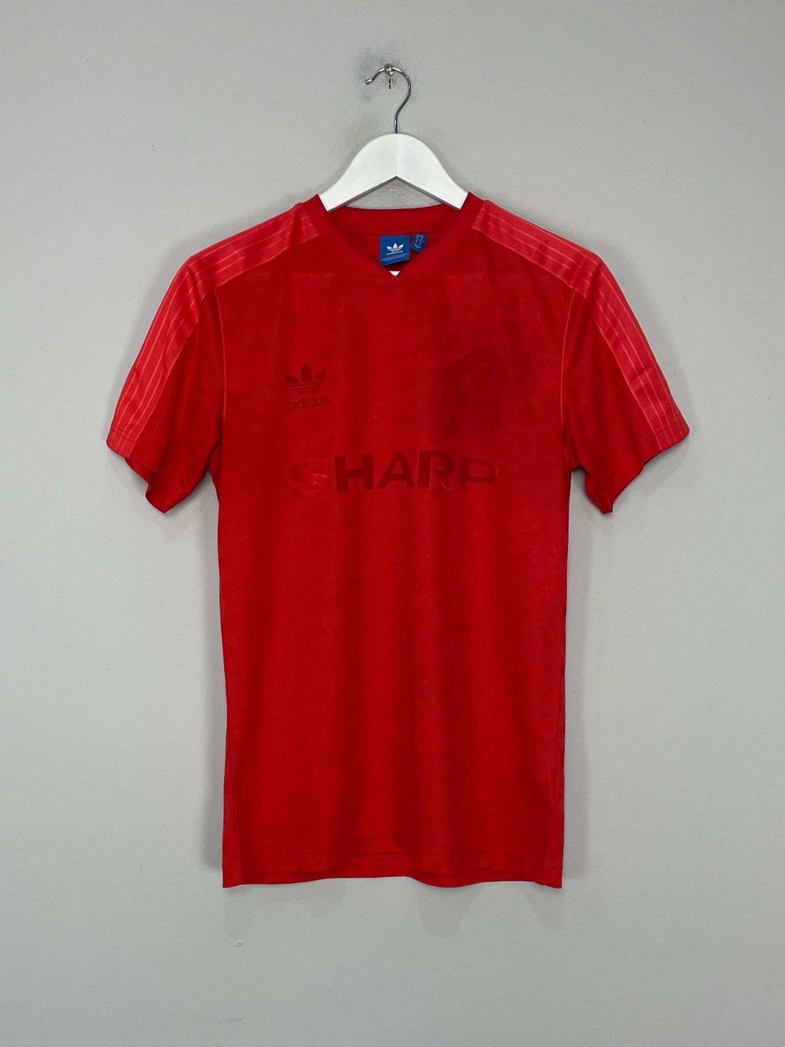 Shop 2017/18 MANCHESTER UNITED RETRO SHIRT (M) ADIDAS ORIGINALS, classic football shirts, vintage football shirts & retro soccer jerseys at Cult Kits