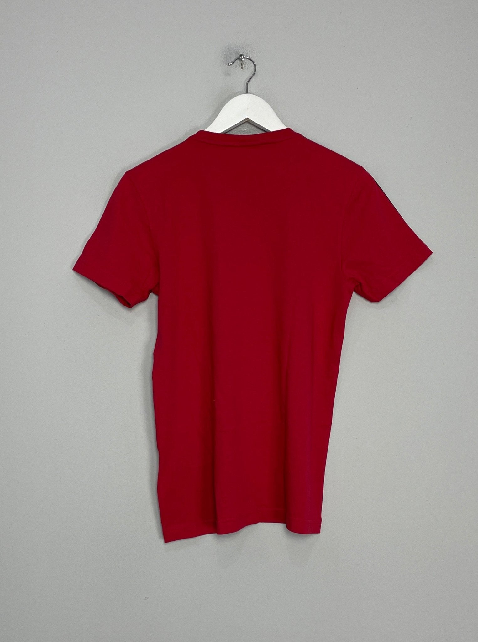 Shop 2017/18 MANCHESTER UNITED T-SHIRT (S) ADIDAS, classic football shirts, vintage football shirts & retro soccer jerseys at Cult Kits