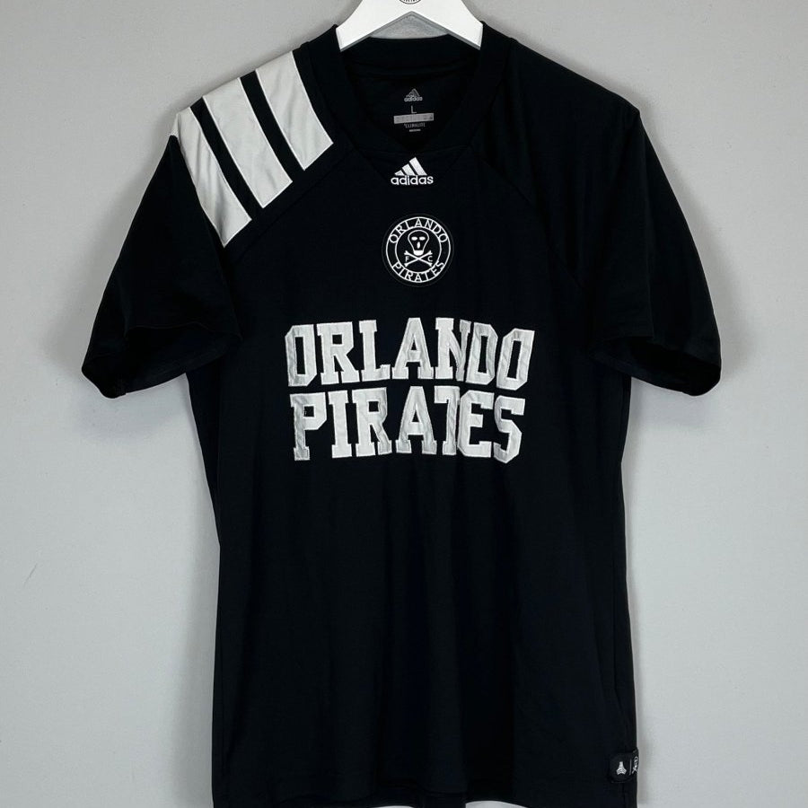 2017/18 ORLANDO PIRATES 37 RETRO SHIRT (L) ADIDAS - Cult Kits - Large - Buy Vintage Football Shirts, Authentic Retro Football Shirts For Sale, Classic Football Shirts & Soccer Jersey
