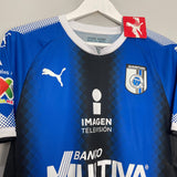 Shop 2017/18 QUERETARO *BNWT* HOME SHIRT (M) PUMA, classic football shirts, vintage football shirts & retro soccer jerseys at Cult Kits