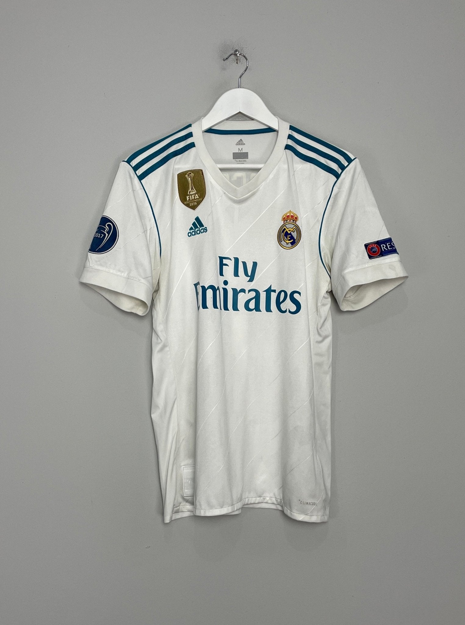 Shop 2017/18 REAL MADRID ISCO #22 HOME SHIRT (M) ADIDAS, classic football shirts, vintage football shirts & retro soccer jerseys at Cult Kits