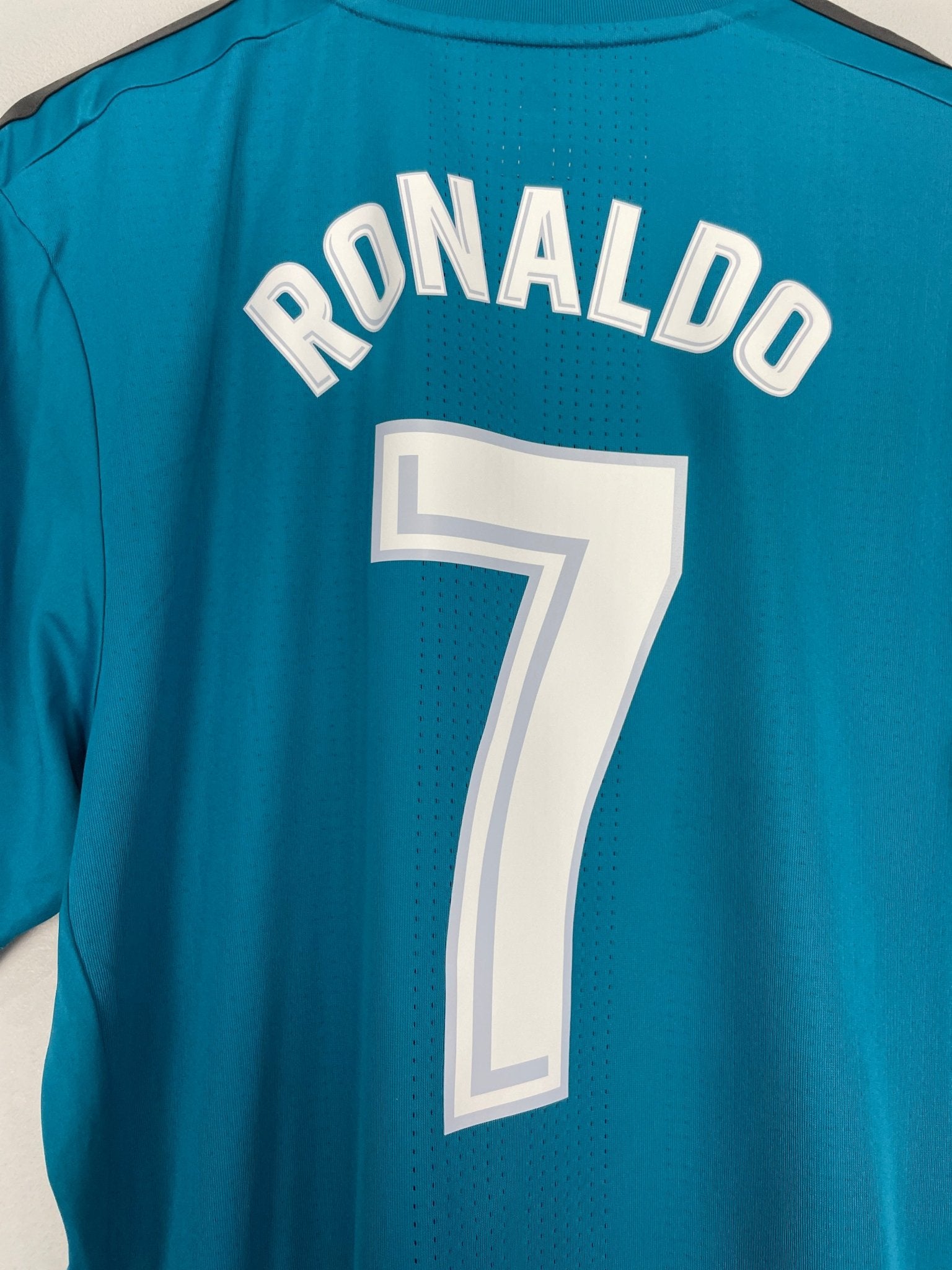 Shop 2017/18 REAL MADRID RONALDO #7 C/L THIRD SHIRT (XL) ADIDAS, classic football shirts, vintage football shirts & retro soccer jerseys at Cult Kits
