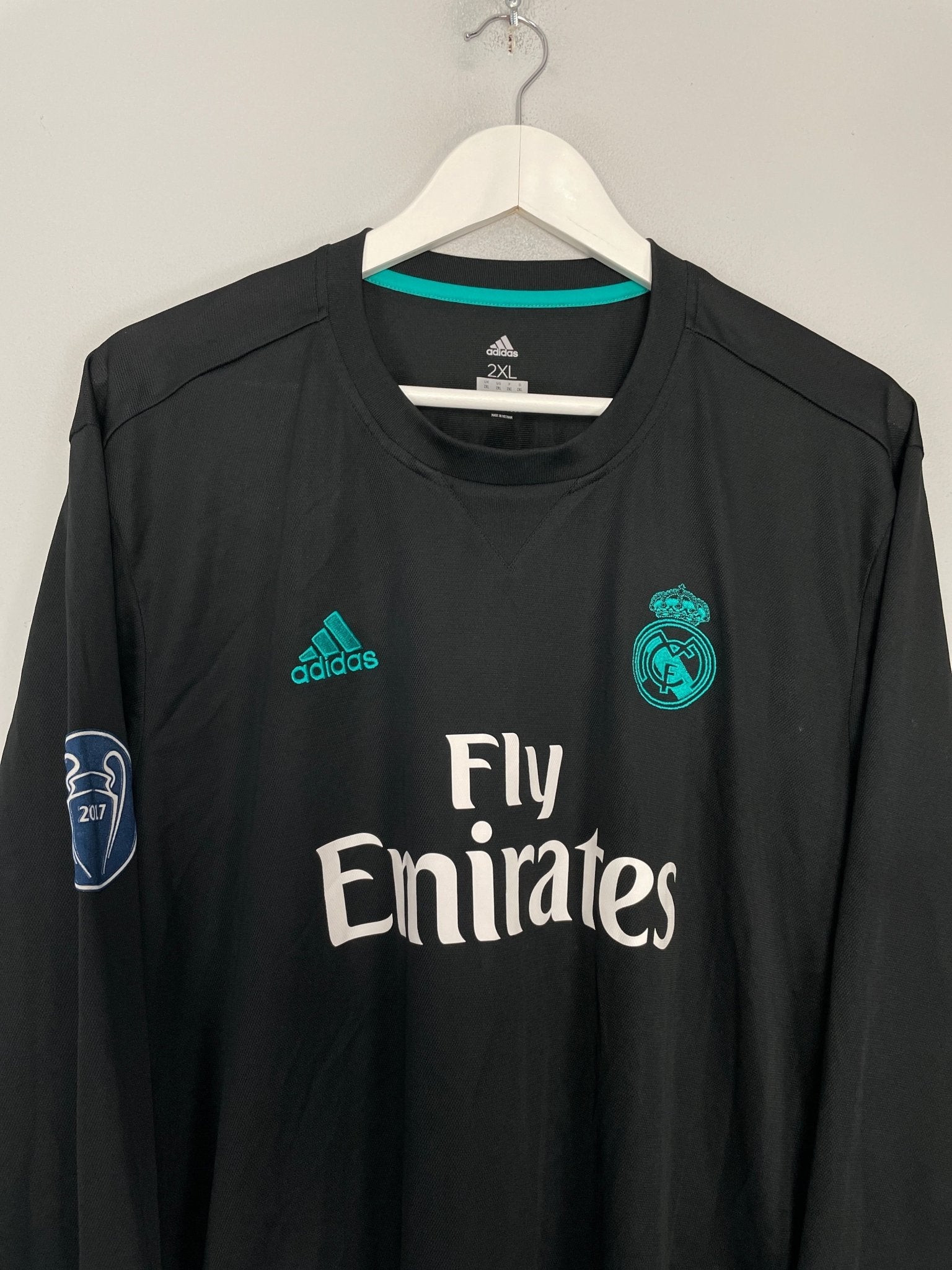 Shop 2017/18 REAL MADRID RONALDO #7 L/S AWAY SHIRT (XXL) ADIDAS, classic football shirts, vintage football shirts & retro soccer jerseys at Cult Kits