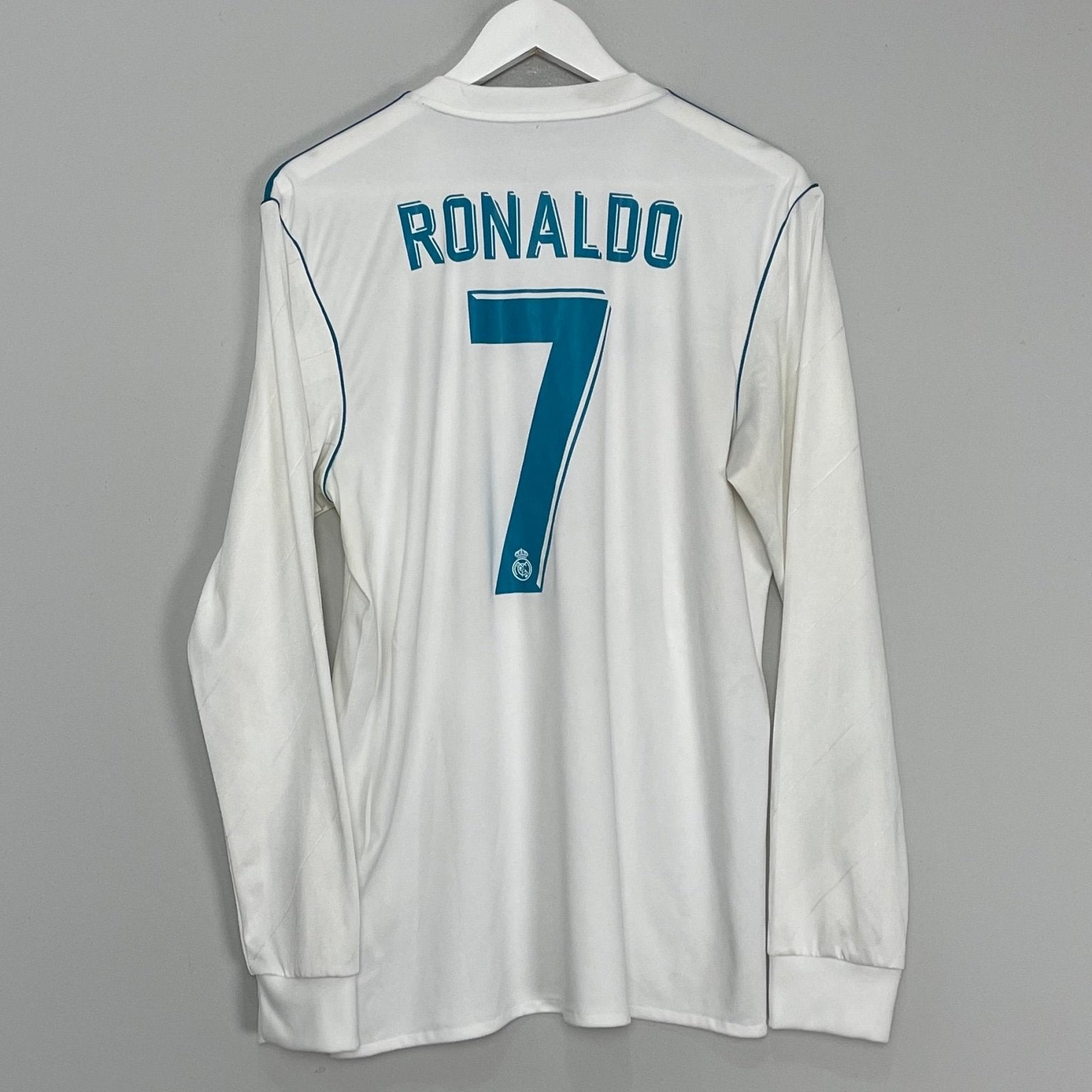 Shop 2017/18 REAL MADRID RONALDO #7 L/S HOME SHIRT (M) ADIDAS, classic football shirts, vintage football shirts & retro soccer jerseys at Cult Kits