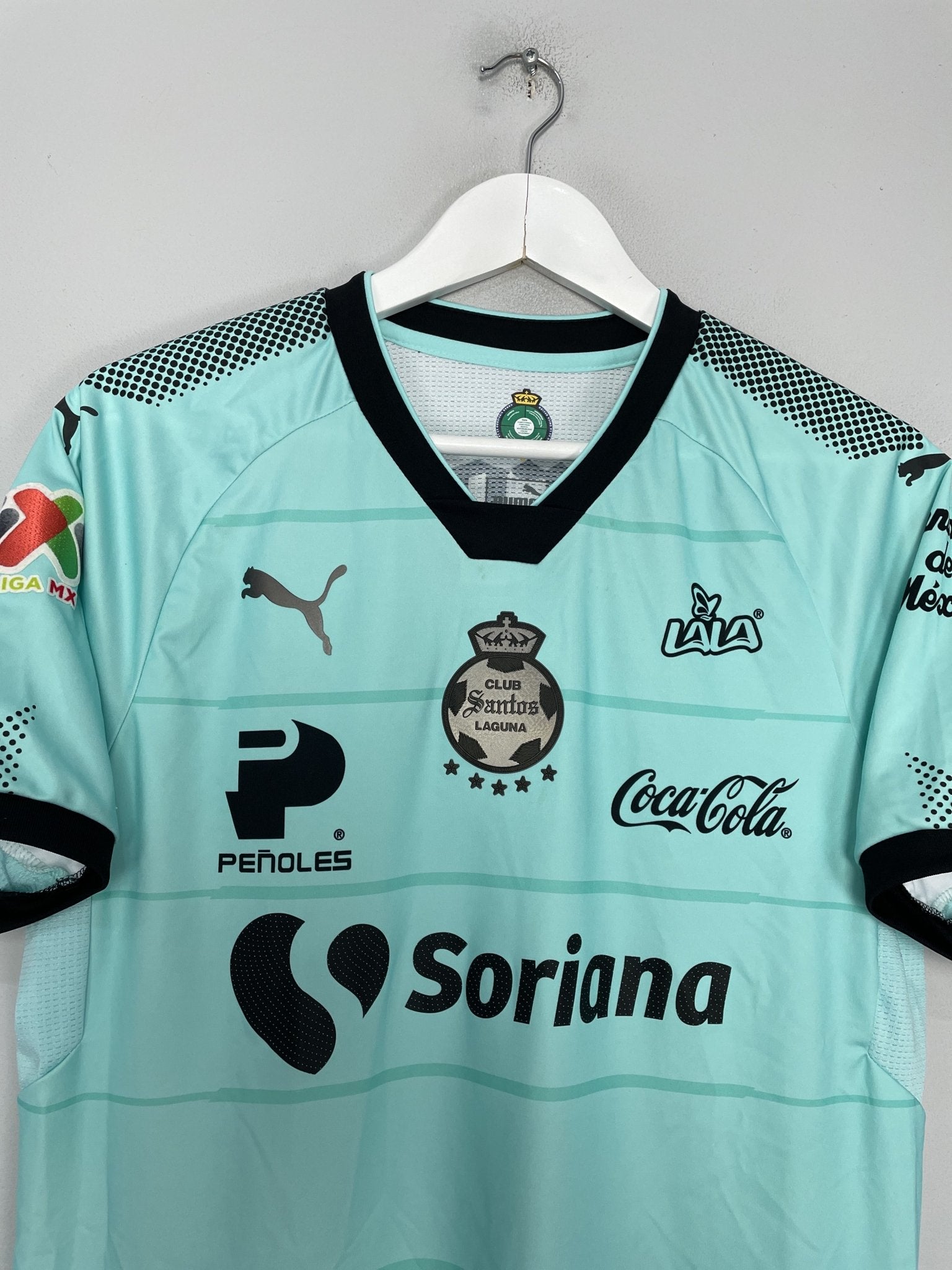 Shop 2017/18 SANTOS LAGUNA THIRD SHIRT (M) PUMA, classic football shirts, vintage football shirts & retro soccer jerseys at Cult Kits