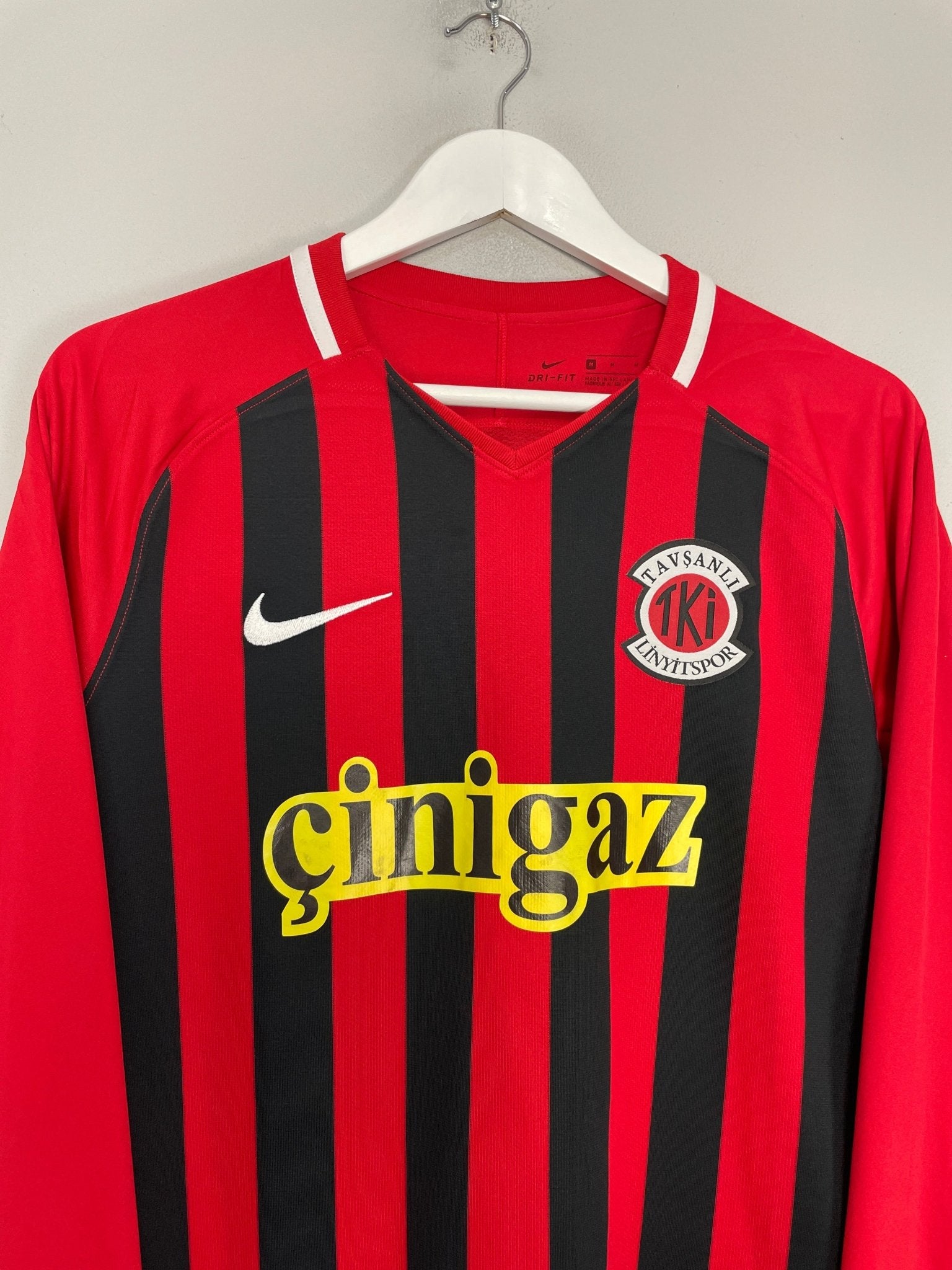Shop 2017/18 TAVSANLI LINYITSPOR AYDEMIR #64 L/S HOME SHIRT (M) NIKE, classic football shirts, vintage football shirts & retro soccer jerseys at Cult Kits