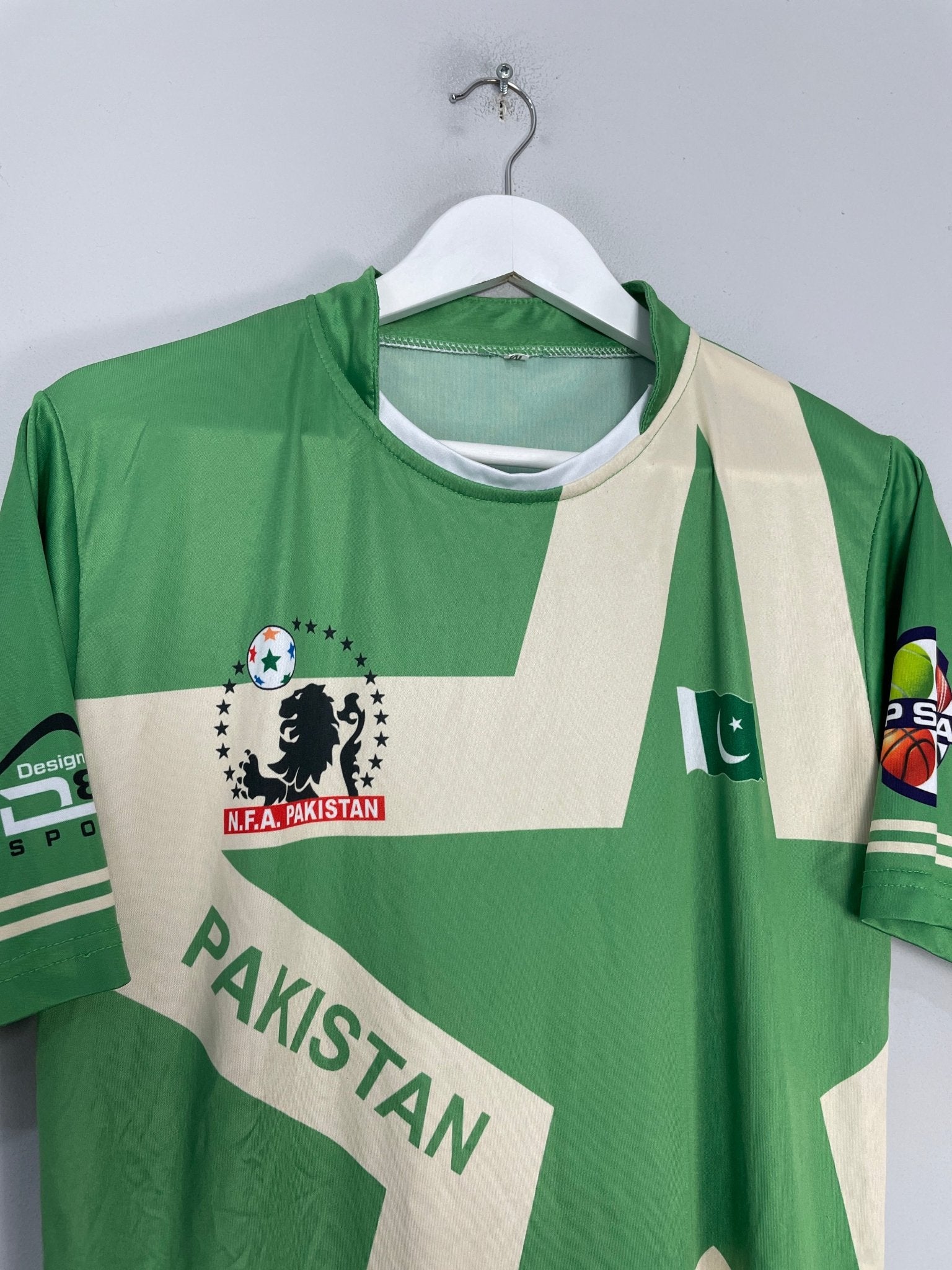 Shop 2018 PAKISTAN SHAKEEL #16 FAN SHIRT (M) OM, classic football shirts, vintage football shirts & retro soccer jerseys at Cult Kits