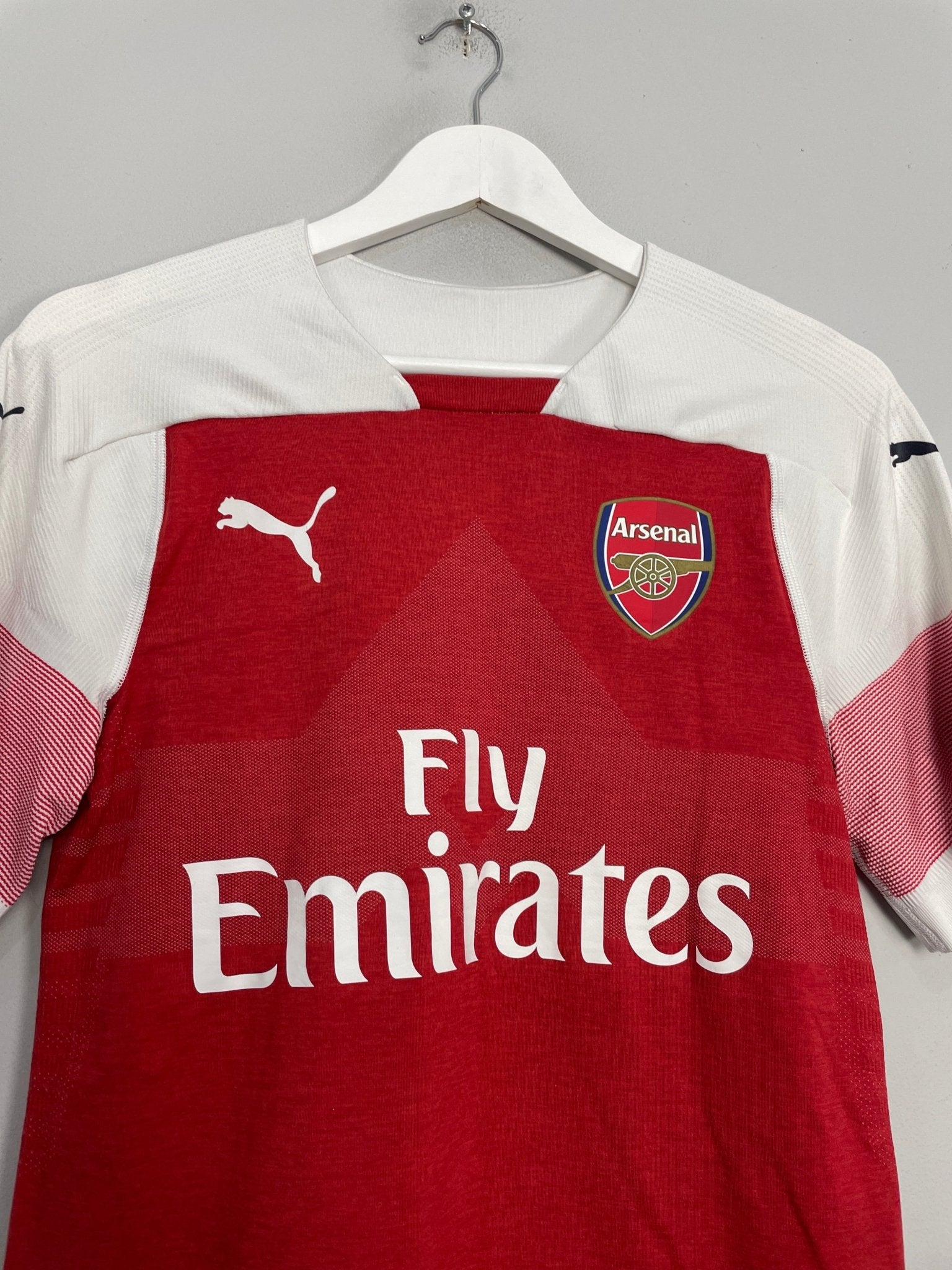 Shop 2018/19 ARSENAL TORREIRA #11 *PLAYER ISSUE* HOME SHIRT (L) PUMA, classic football shirts, vintage football shirts & retro soccer jerseys at Cult Kits