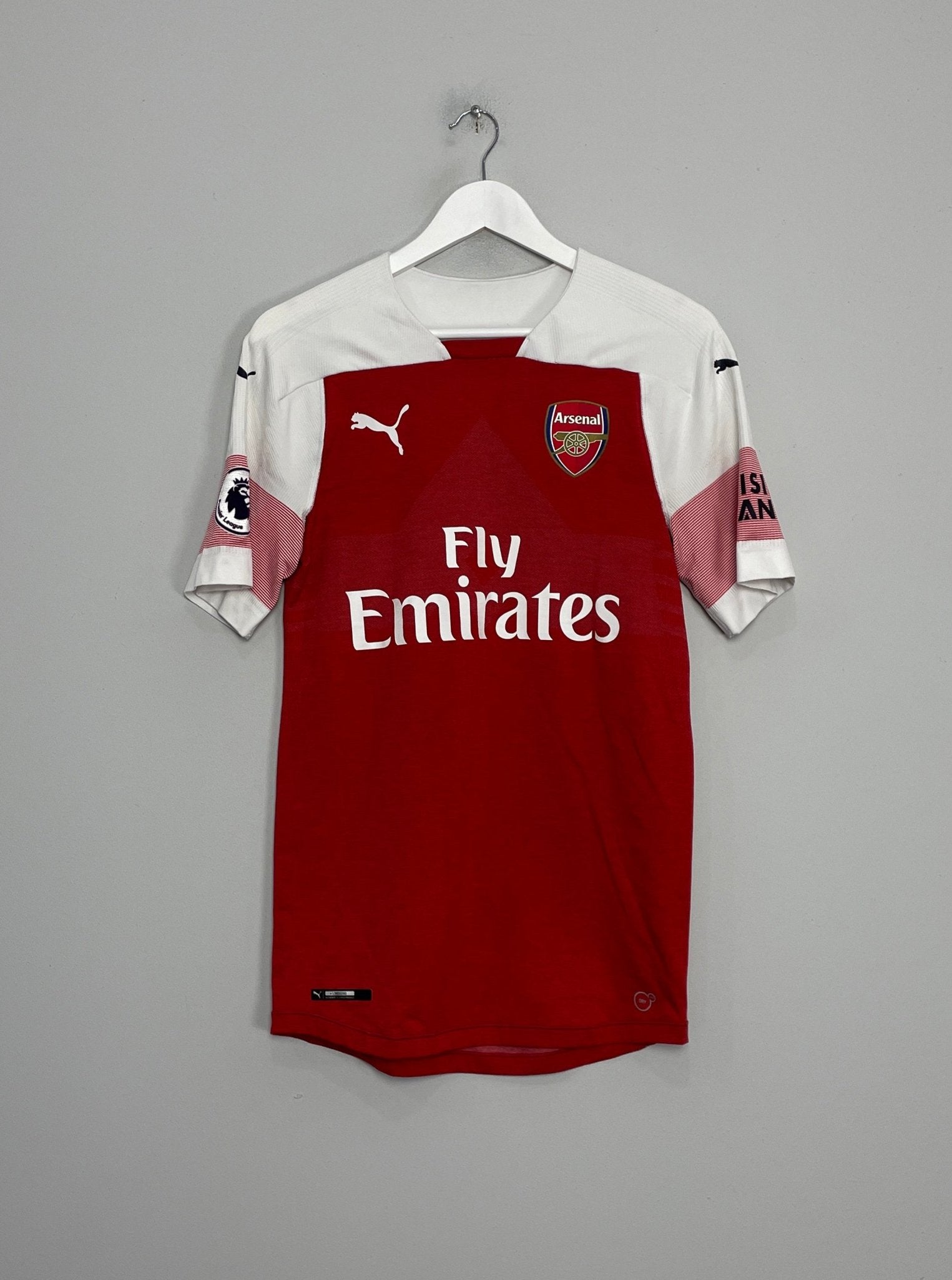 Shop 2018/19 ARSENAL TORREIRA #11 *PLAYER ISSUE* HOME SHIRT (L) PUMA, classic football shirts, vintage football shirts & retro soccer jerseys at Cult Kits