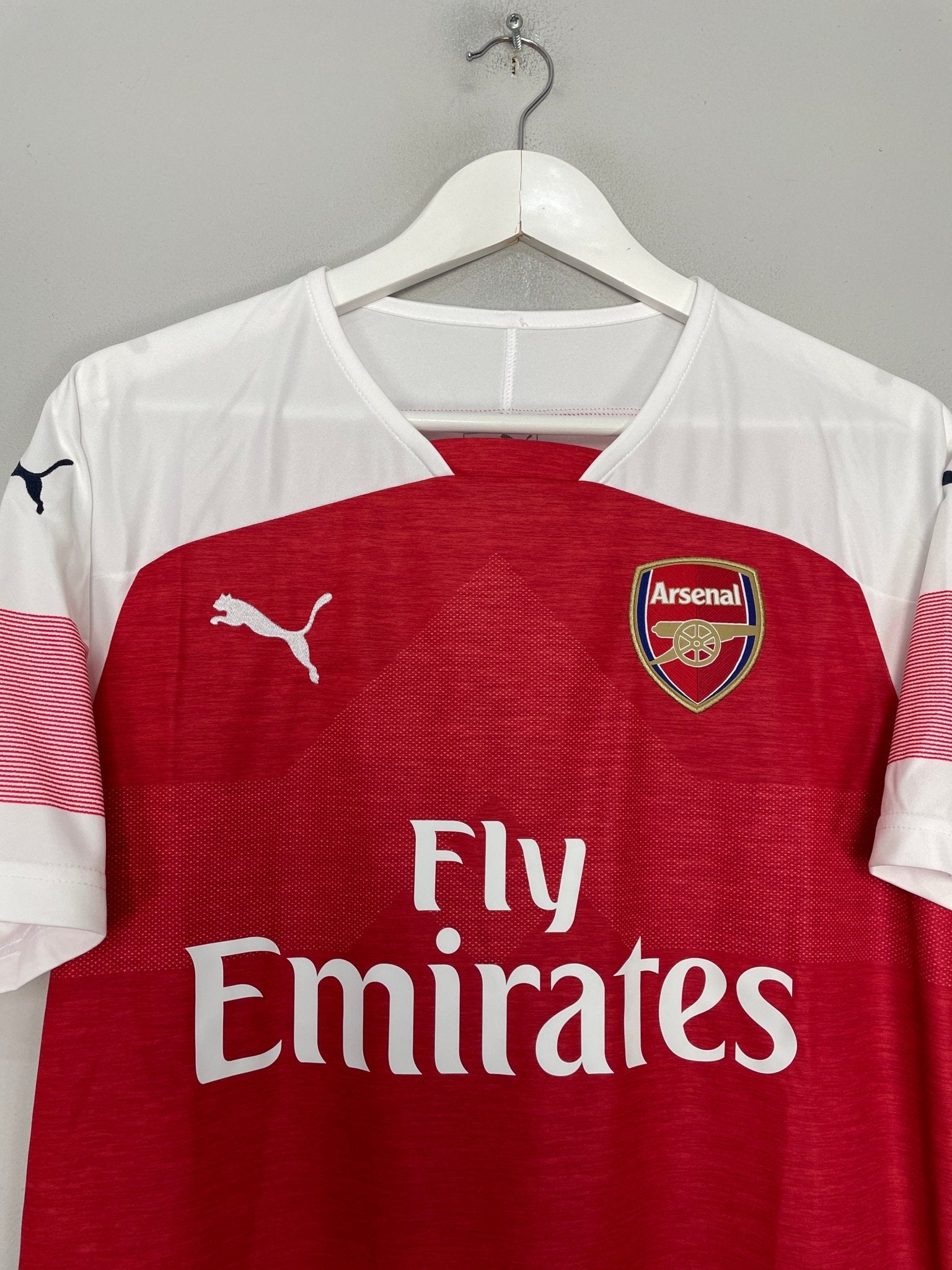 Shop 2018/19 ARSENAL XHAKA #24 HOME SHIRT (M) PUMA, classic football shirts, vintage football shirts & retro soccer jerseys at Cult Kits