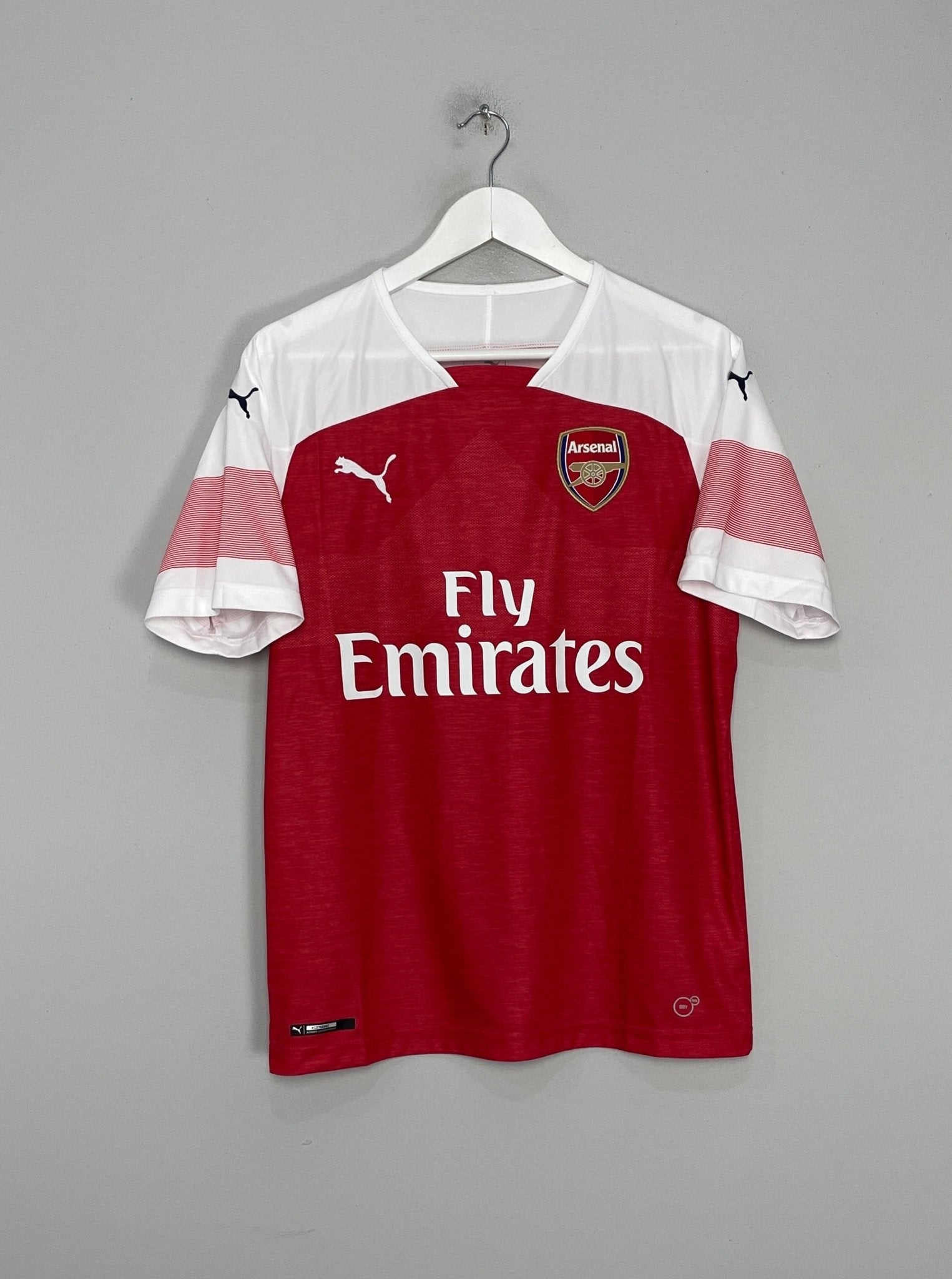 Shop 2018/19 ARSENAL XHAKA #24 HOME SHIRT (M) PUMA, classic football shirts, vintage football shirts & retro soccer jerseys at Cult Kits