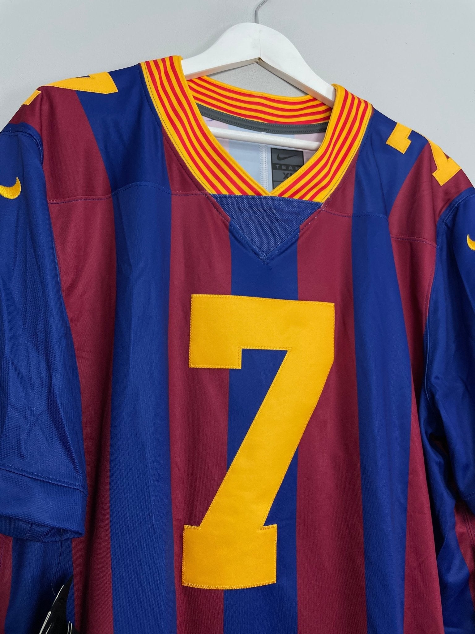 2018/19 BARCELONA COUTINHO #7 *BNWT* NFL STYLE SHIRT (XL) NIKE