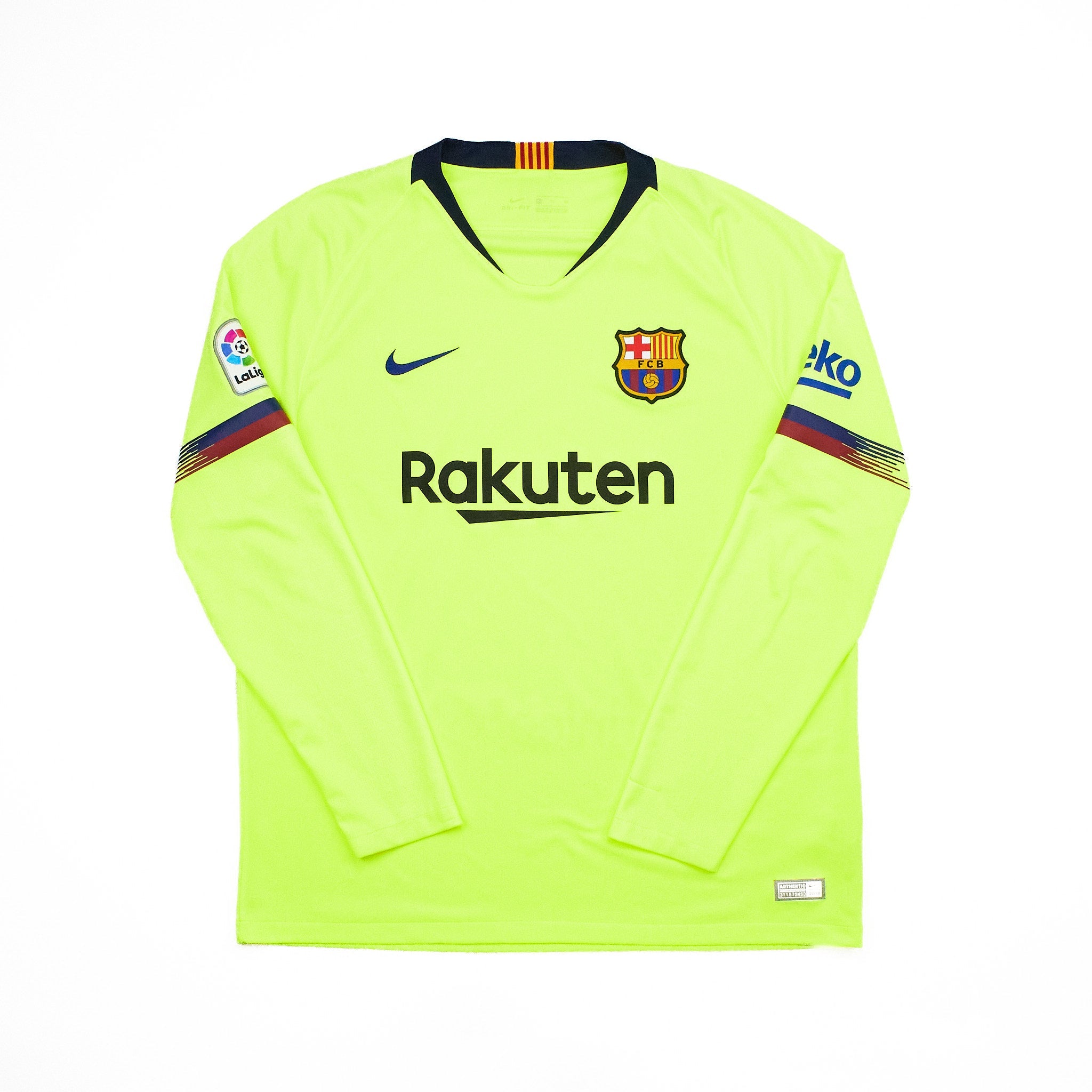 Buy 2018/19 Barcelona L/S Away Shirt (XL) Nike ~ Free worldwide shipping ~ Authentic Vintage Football Shirts from Cult Kits