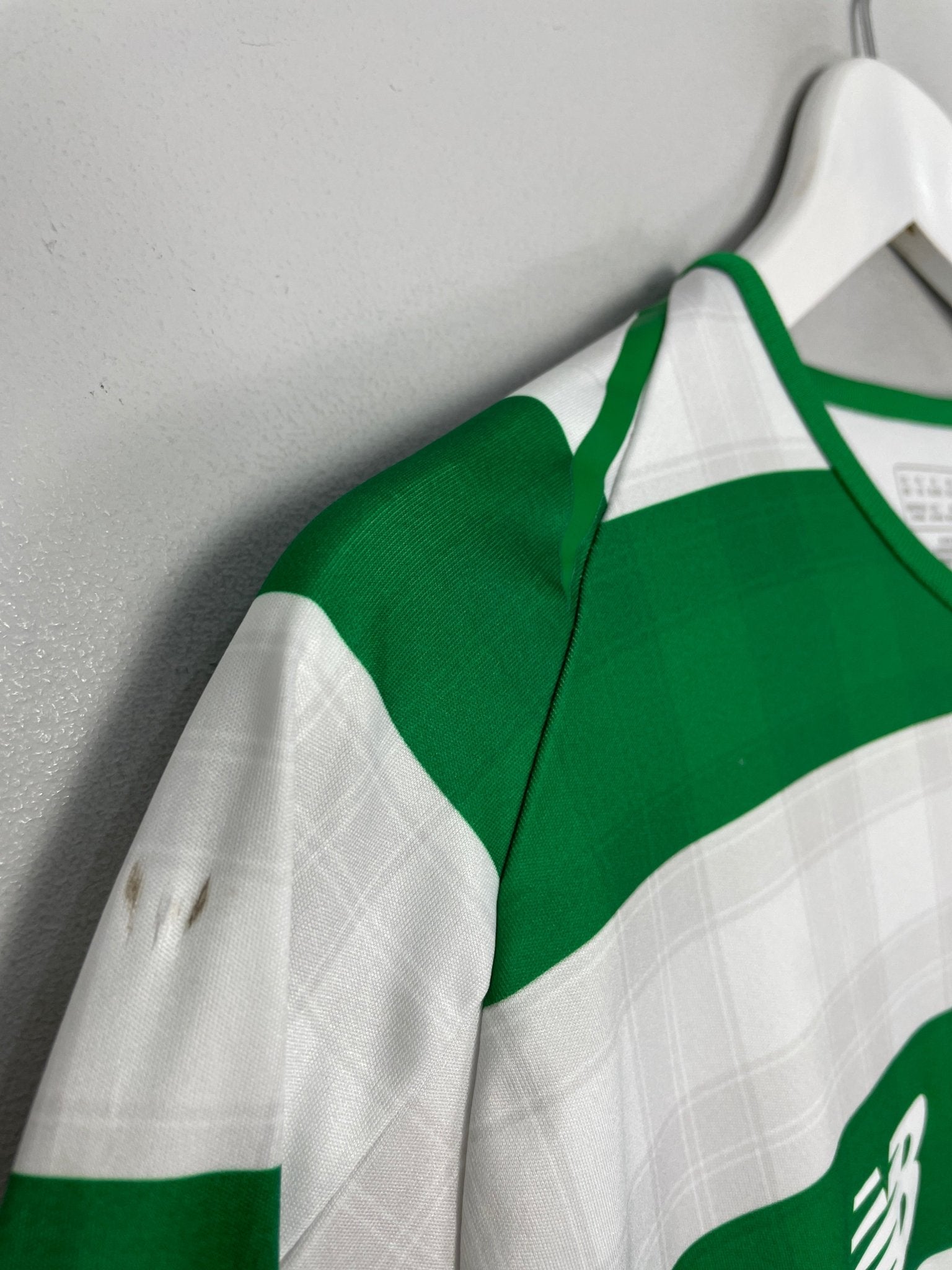 Shop 2018/19 CELTIC L/S HOME SHIRT (XL) NEW BALANCE, classic football shirts, vintage football shirts & retro soccer jerseys at Cult Kits