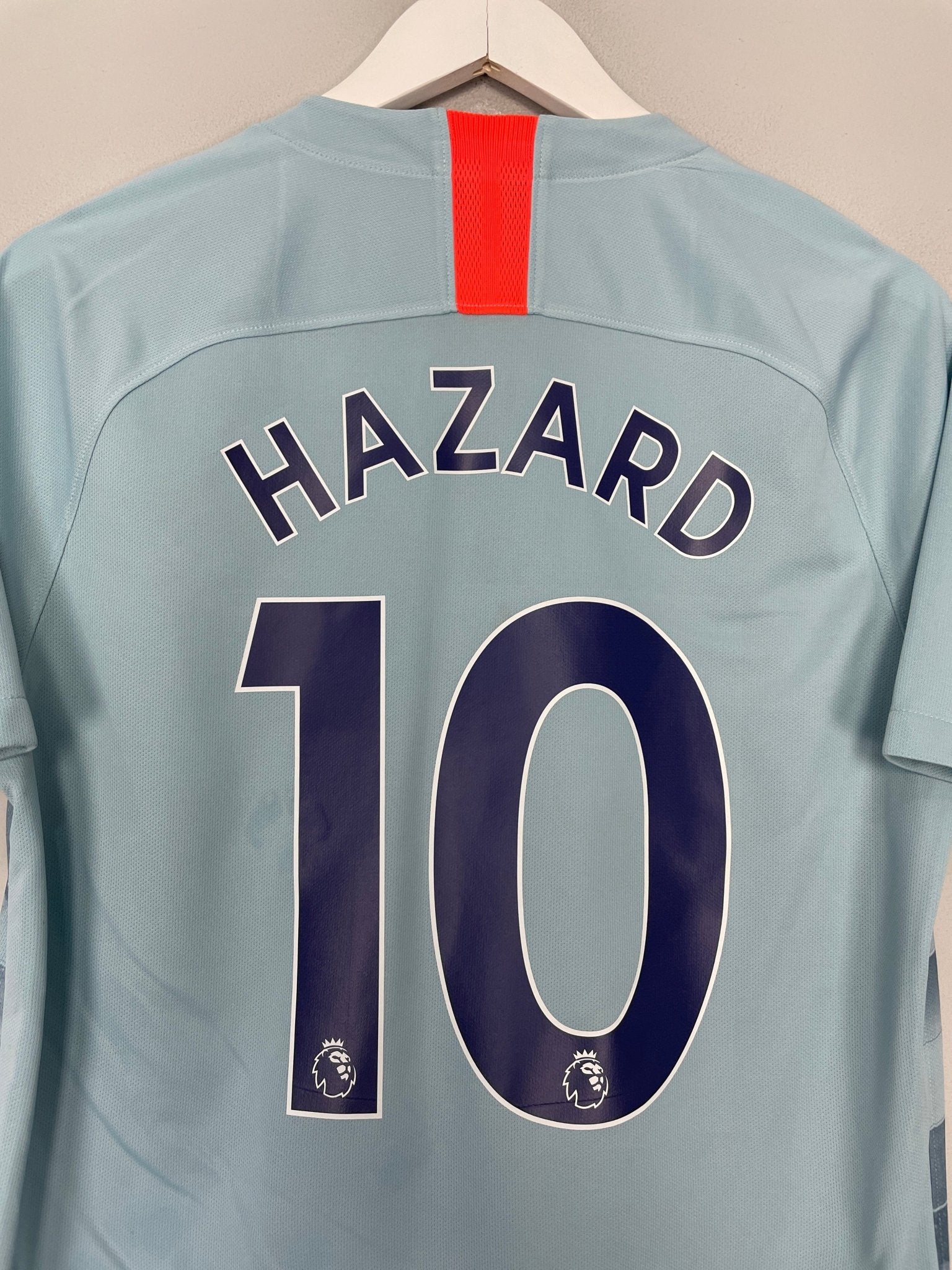 Shop 2018/19 CHELSEA HAZARD #10 THIRD SHIRT (M) NIKE, classic football shirts, vintage football shirts & retro soccer jerseys at Cult Kits