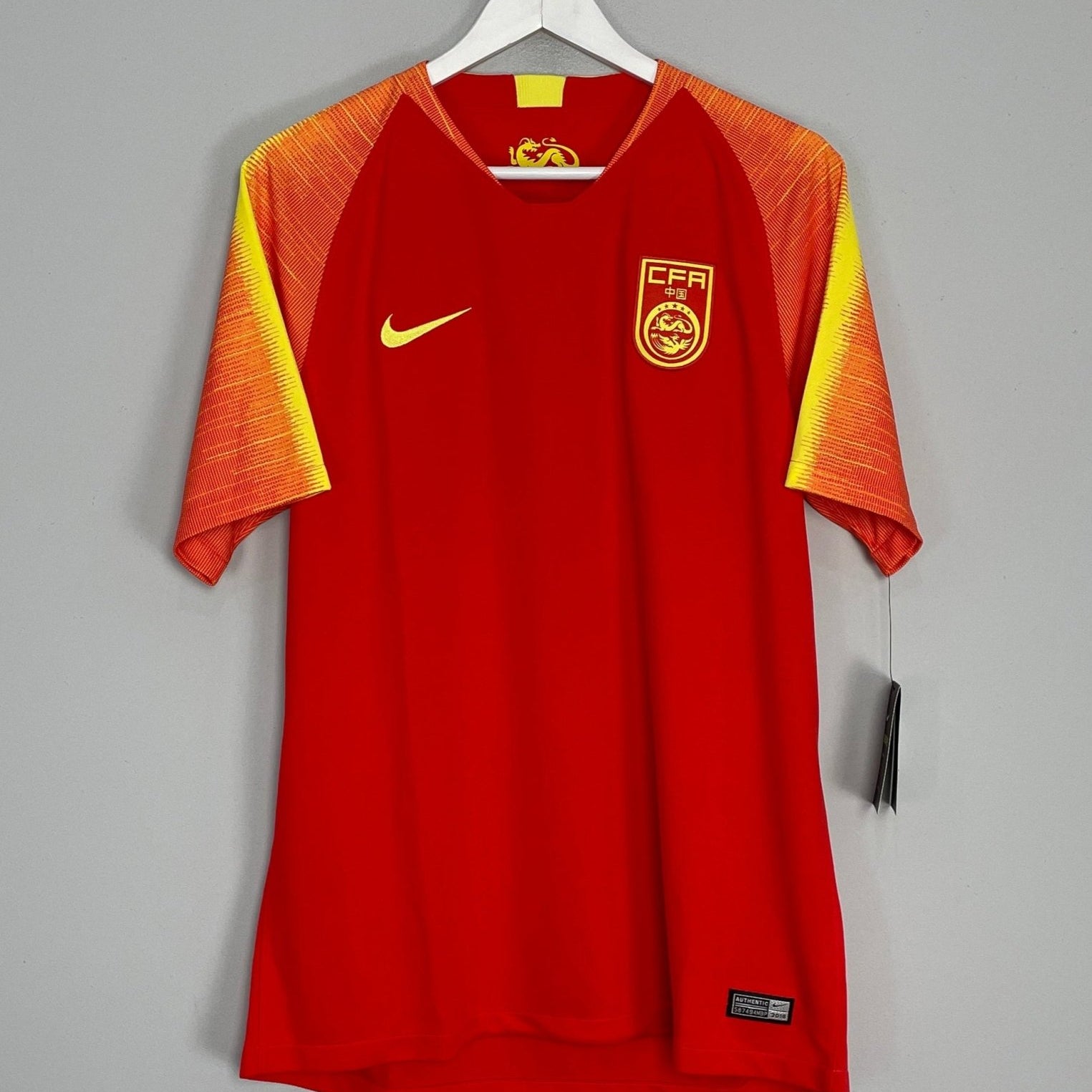Shop 2018/19 CHINA *BNWT* HOME SHIRT (L) NIKE, classic football shirts, vintage football shirts & retro soccer jerseys at Cult Kits