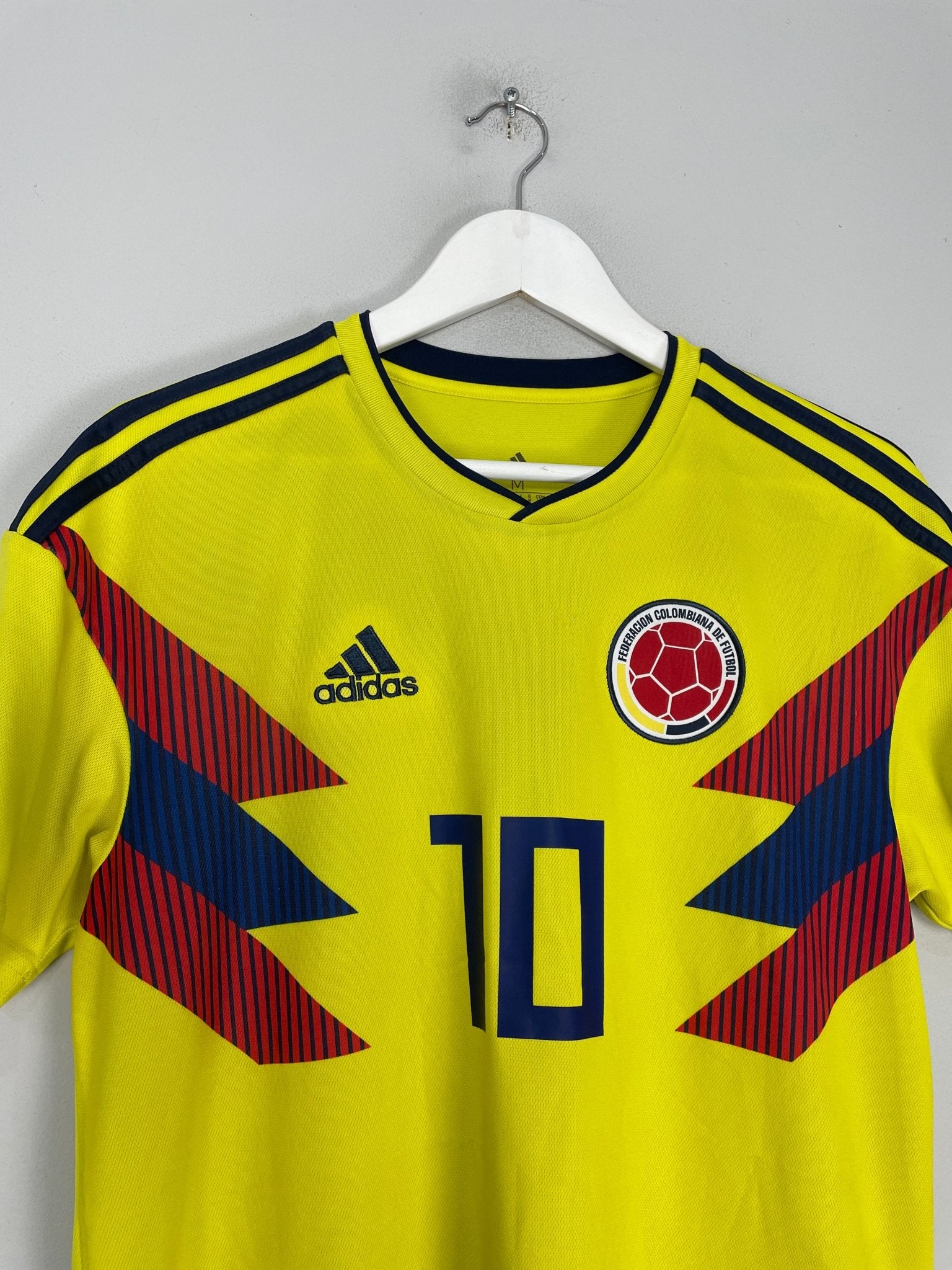 Shop 2018/19 COLOMBIA JAMES #10 HOME SHIRT (M) ADIDAS, classic football shirts, vintage football shirts & retro soccer jerseys at Cult Kits