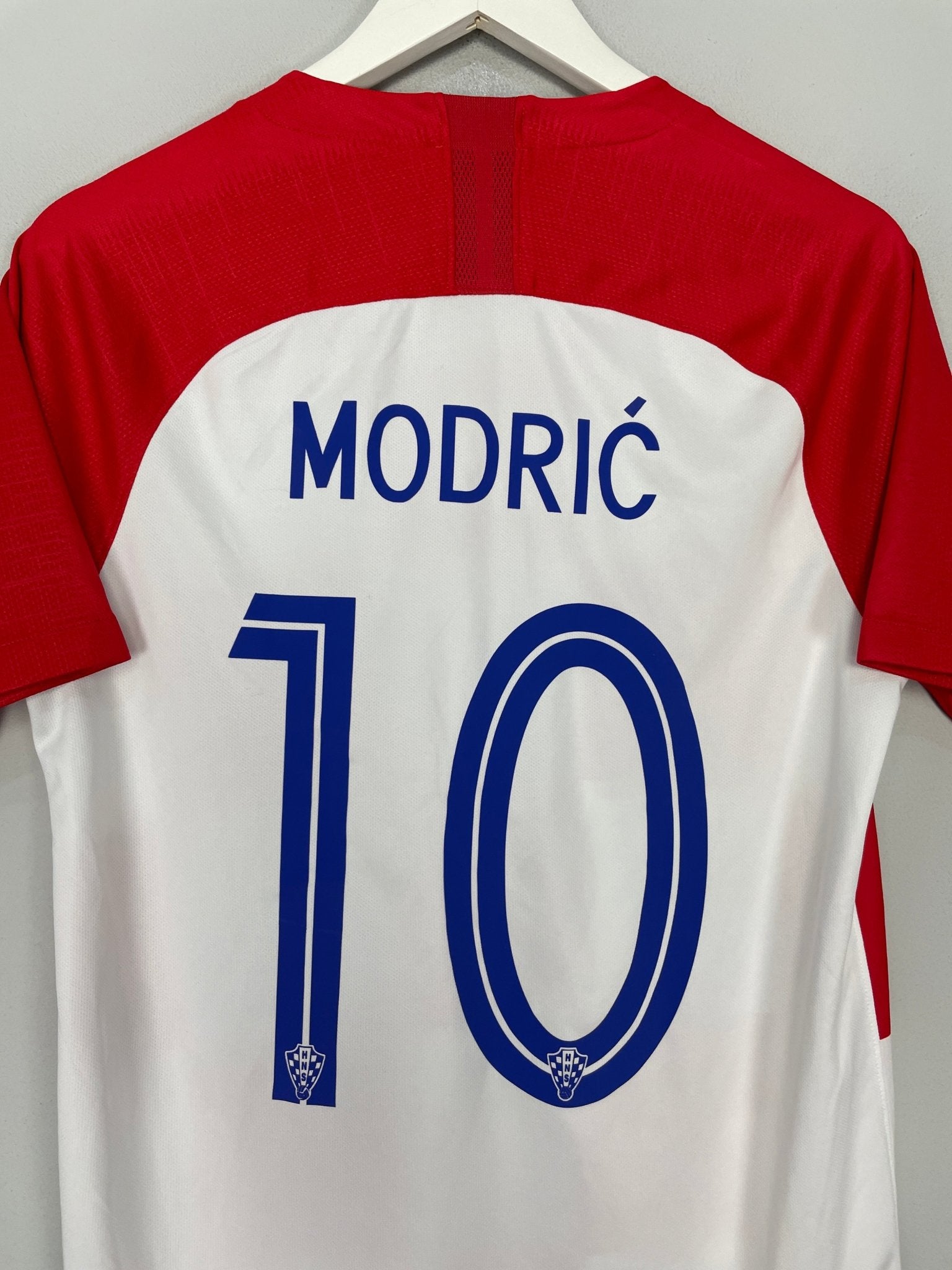 Shop 2018/19 CROATIA MODRIC #10 HOME SHIRT (S) NIKE, classic football shirts, vintage football shirts & retro soccer jerseys at Cult Kits