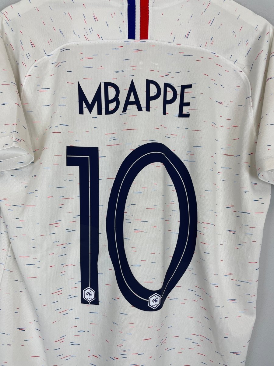 2018/19 FRANCE MBAPPE 10 AWAY SHIRT (L) NIKE - Cult Kits - Large - Buy Vintage Football Shirts, Authentic Retro Football Shirts For Sale, Classic Football Shirts & Soccer Jersey