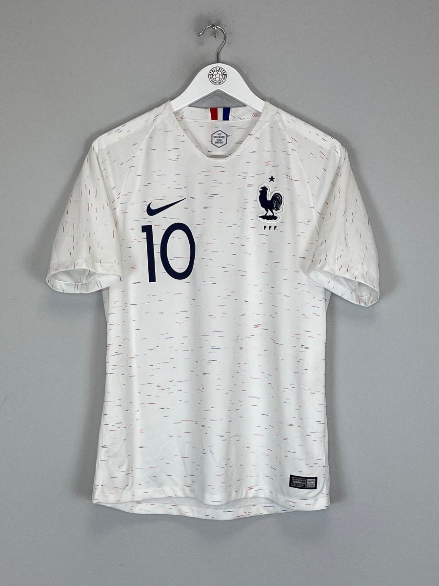2018/19 FRANCE MBAPPE 10 AWAY SHIRT (M) NIKE - Cult Kits - Medium - Buy Vintage Football Shirts, Authentic Retro Football Shirts For Sale, Classic Football Shirts & Soccer Jersey