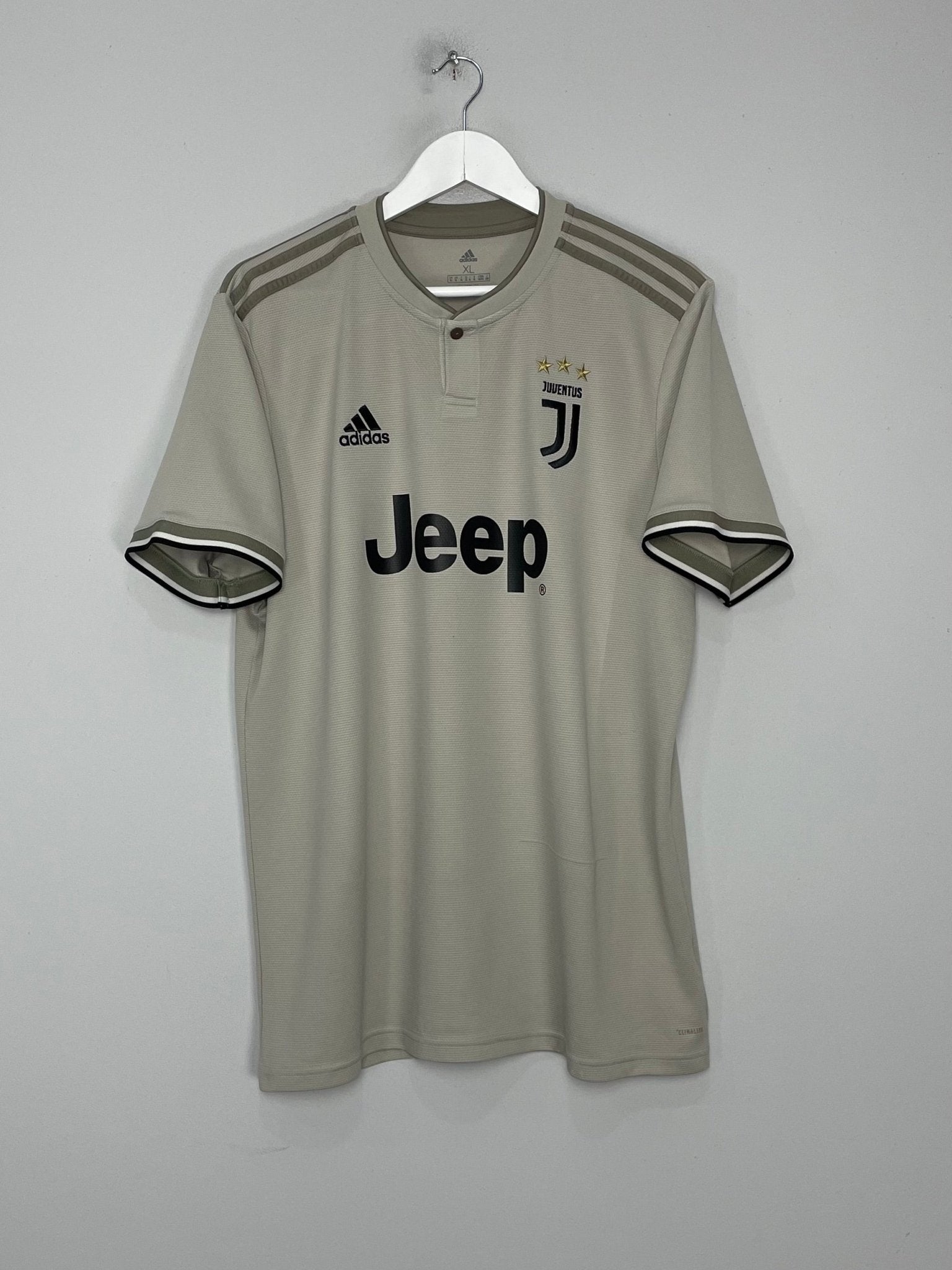 Shop 2018/19 JUVENTUS RONALDO #7 AWAY SHIRT (XL) ADIDAS, classic football shirts, vintage football shirts & retro soccer jerseys at Cult Kits