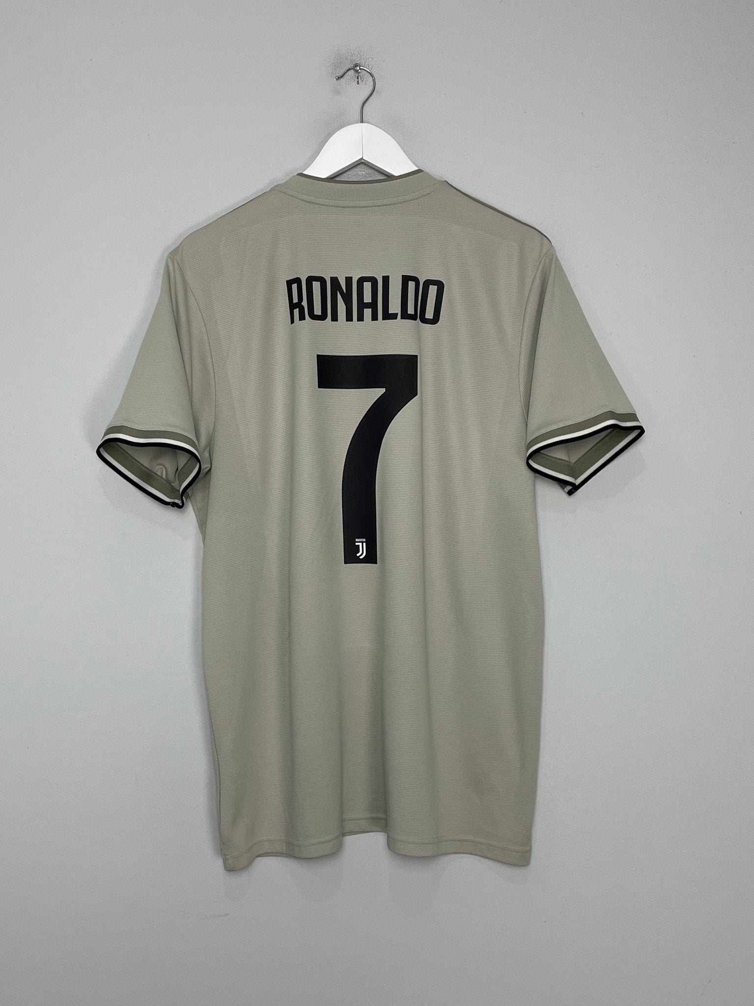 Shop 2018/19 JUVENTUS RONALDO #7 AWAY SHIRT (XL) ADIDAS, classic football shirts, vintage football shirts & retro soccer jerseys at Cult Kits